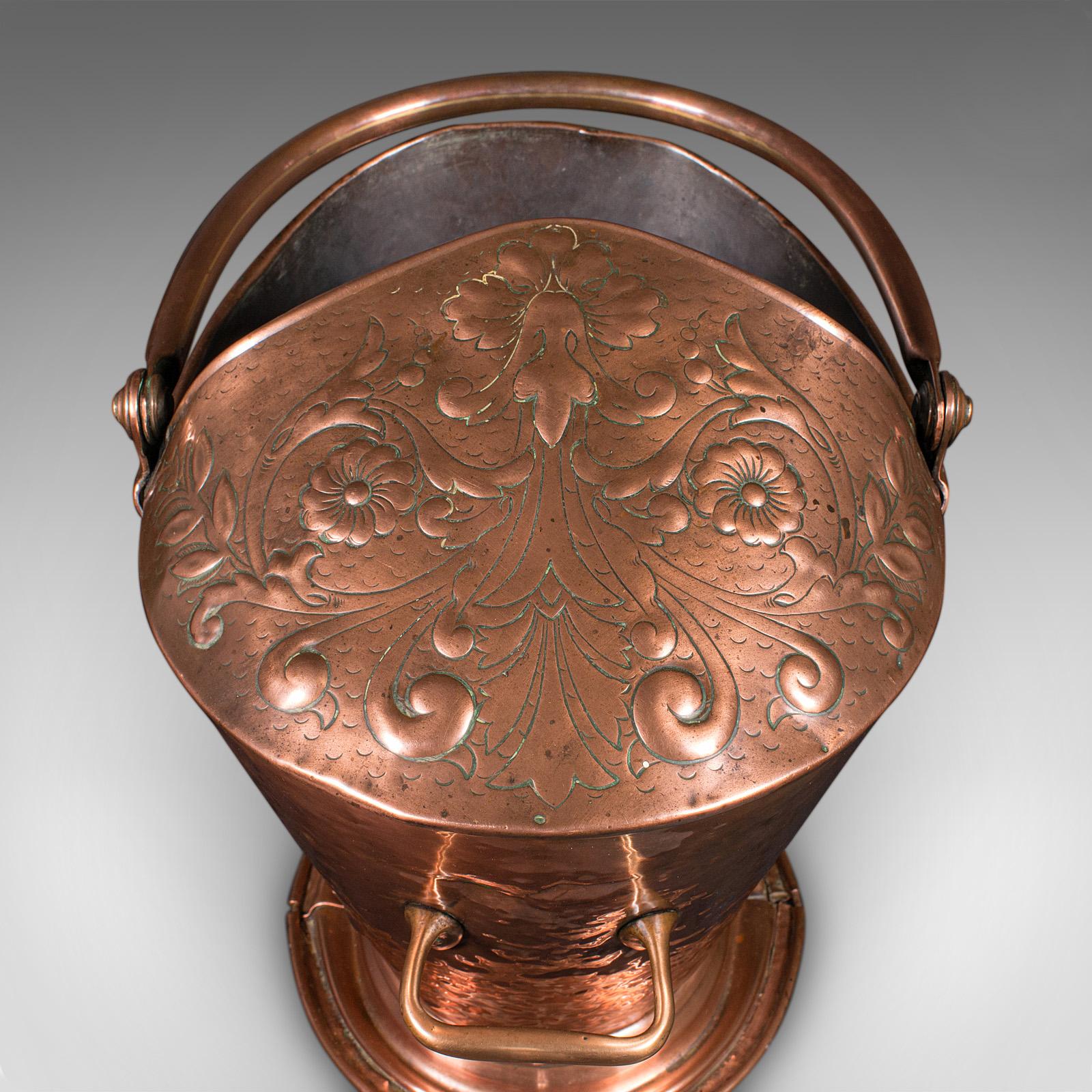 Antico scuttle per caminetto, rame inglese, cesto, Art Nouveau, vittoriano in vendita 1