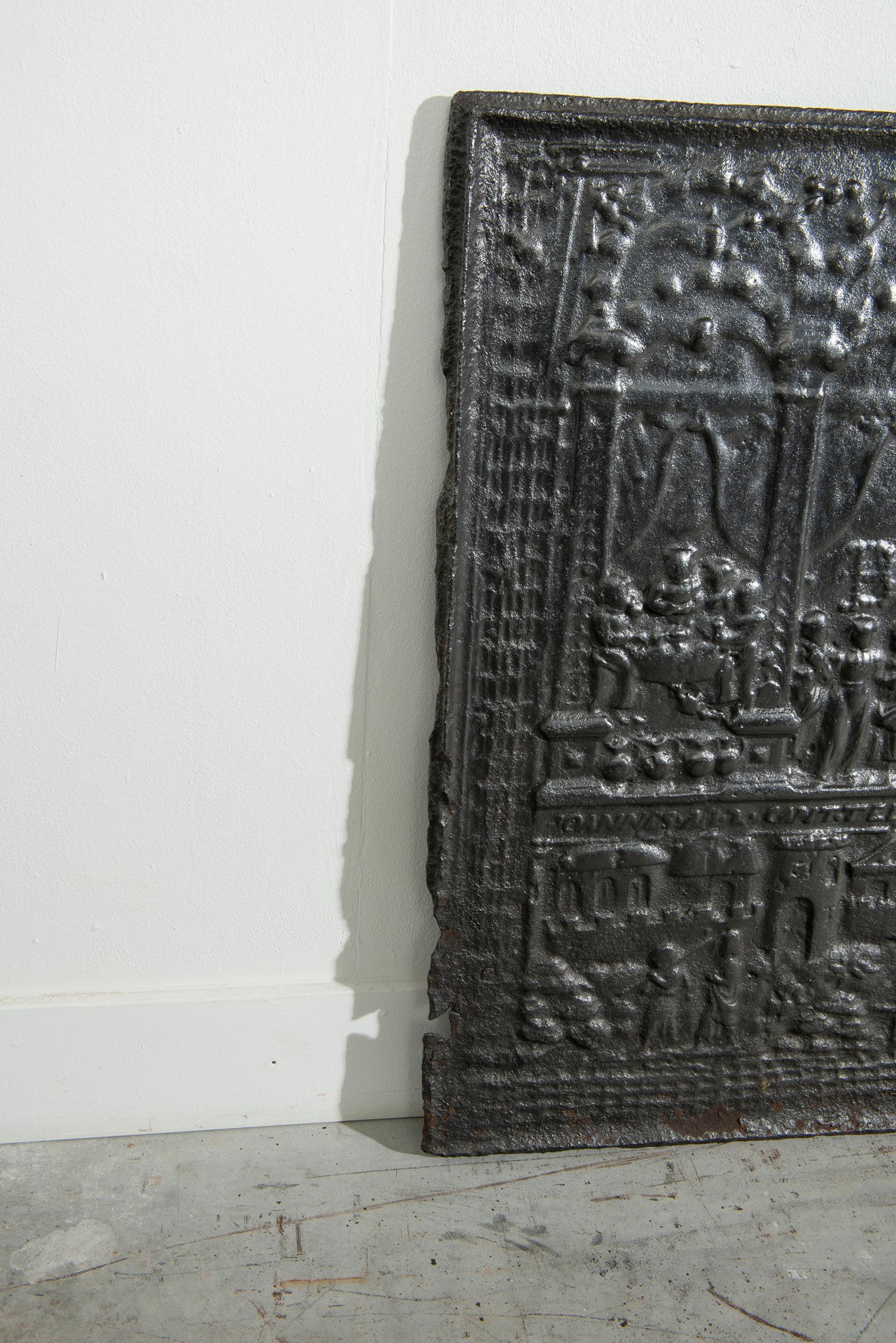 Antique Fireplace Fireback / Backsplash For Sale 1