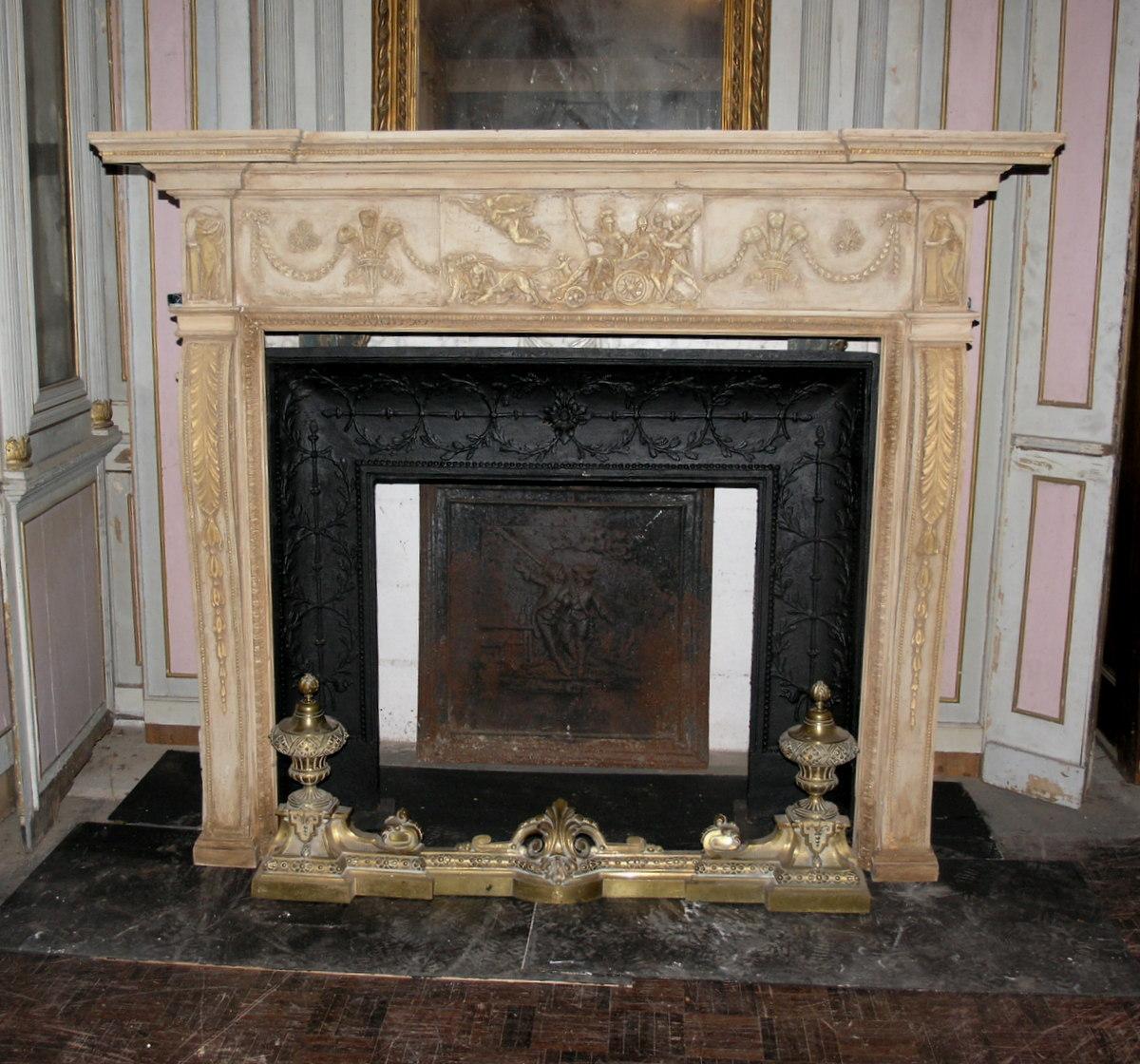 Ancient fireplace in carved and lacquered wood, beige color with mythological scenes, from the epoch and neoclassical style of the 1800, produced in Italy.
Extraordinary carving, handmade sculpture in soft wood, good condition and great effect