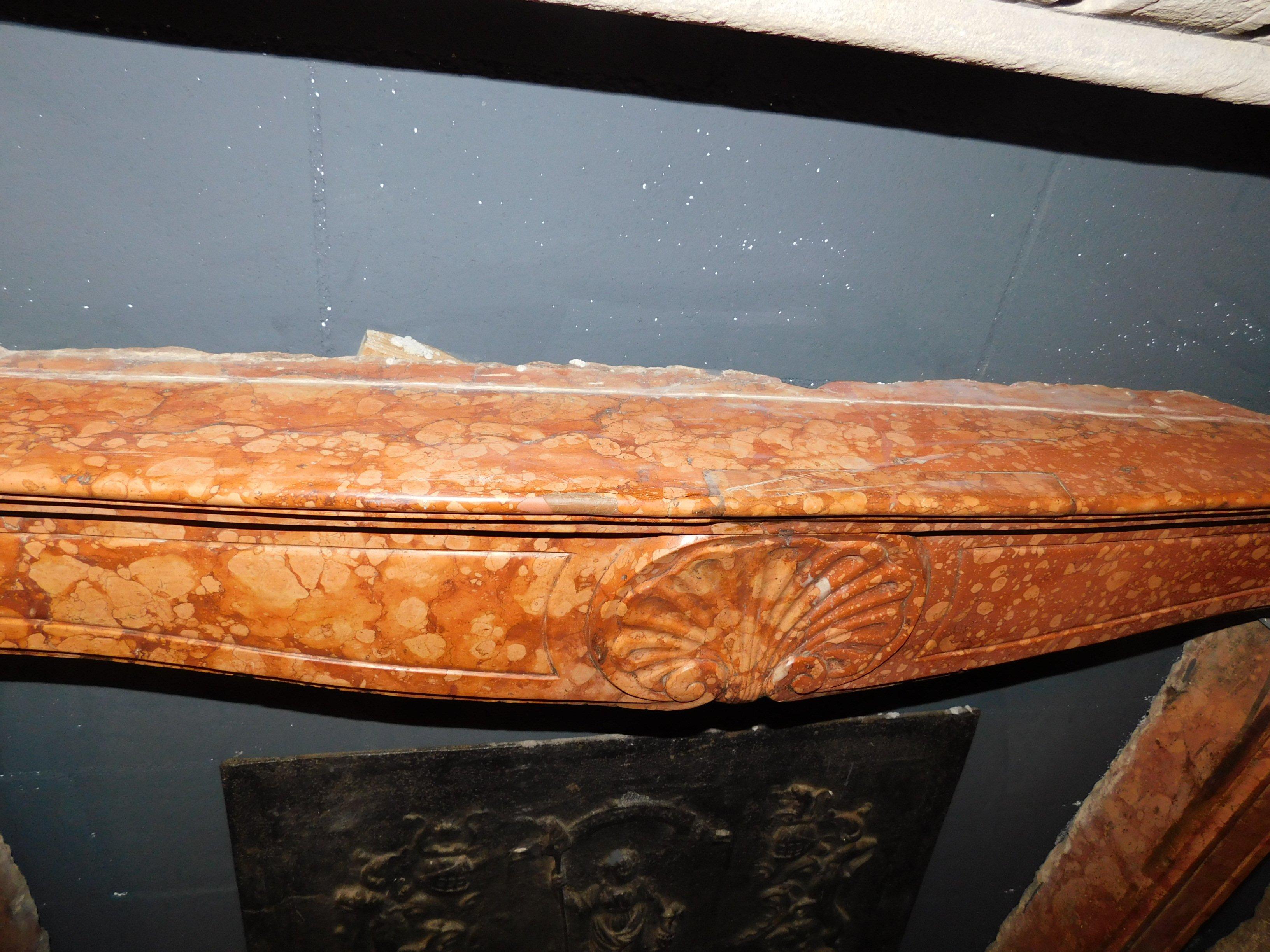 Antique Fireplace in Red Marble with Carved Central Shell, 18th Century, Italy For Sale 2