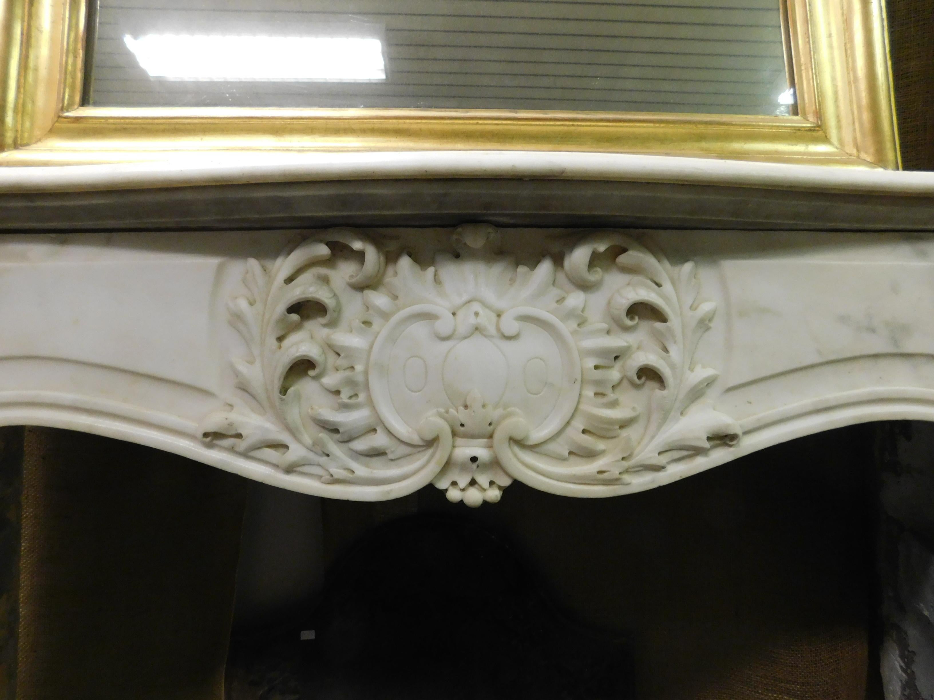 Hand-Carved Antique Fireplace in White Carrara Marble, Richly Carved with Masks, '700, Italy