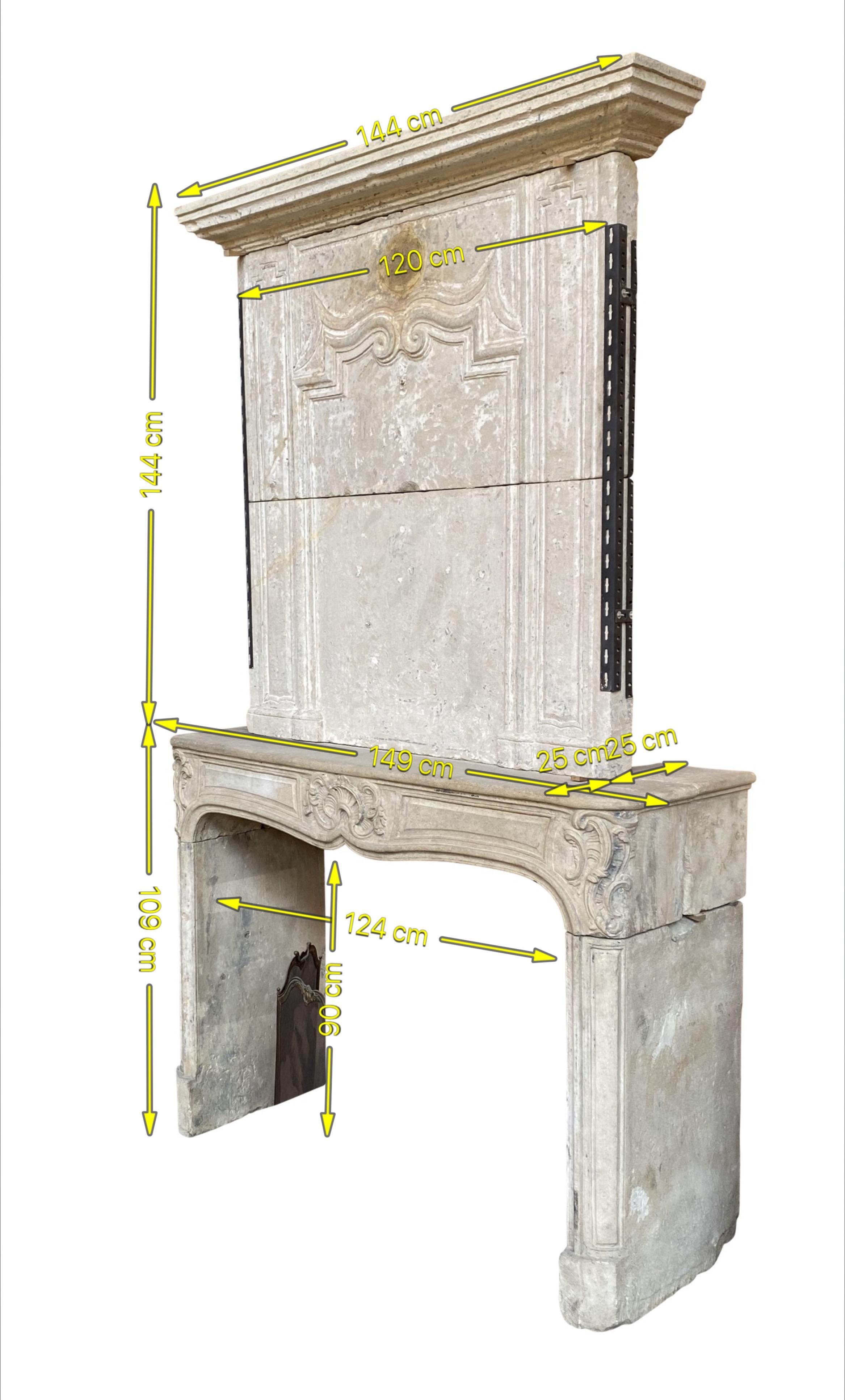 Repisa de chimenea antigua de Francia con trumeau de piedra caliza Francés en venta