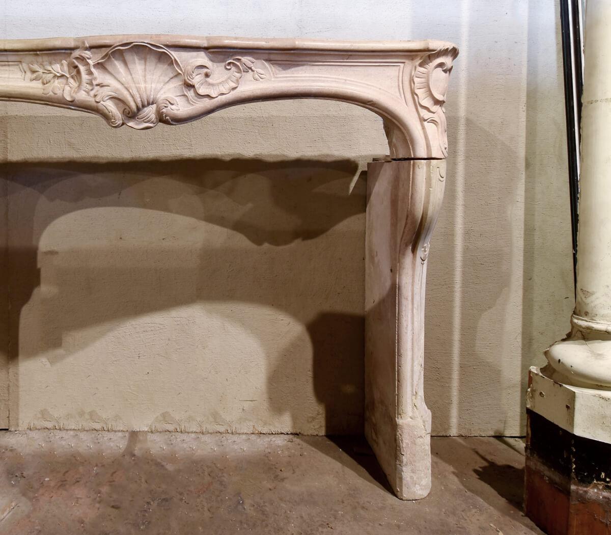 Antique fireplace mantel from the 19th Century For Sale 1