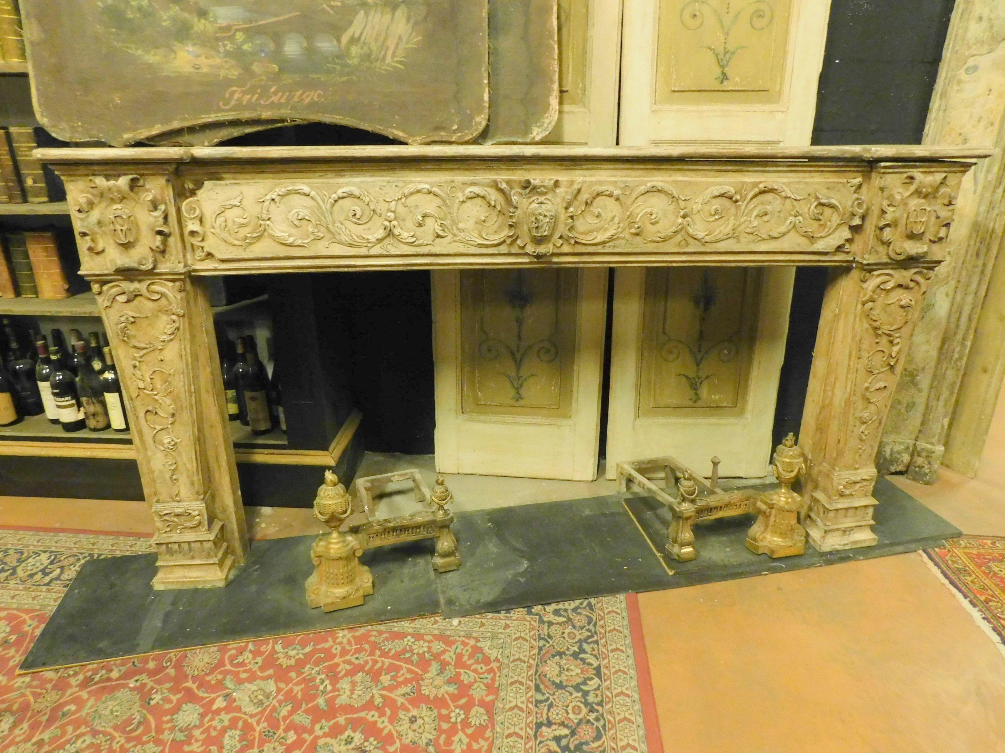 Hand-Painted Antique Fireplace Mantel in Beige Lacquered and Carved Wood, 1700, Italy