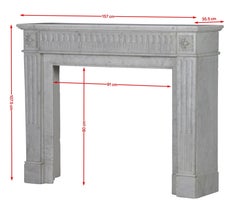 Cheminée ancienne en marbre de Carrare - Elegant Haussmannian Chimneypiece