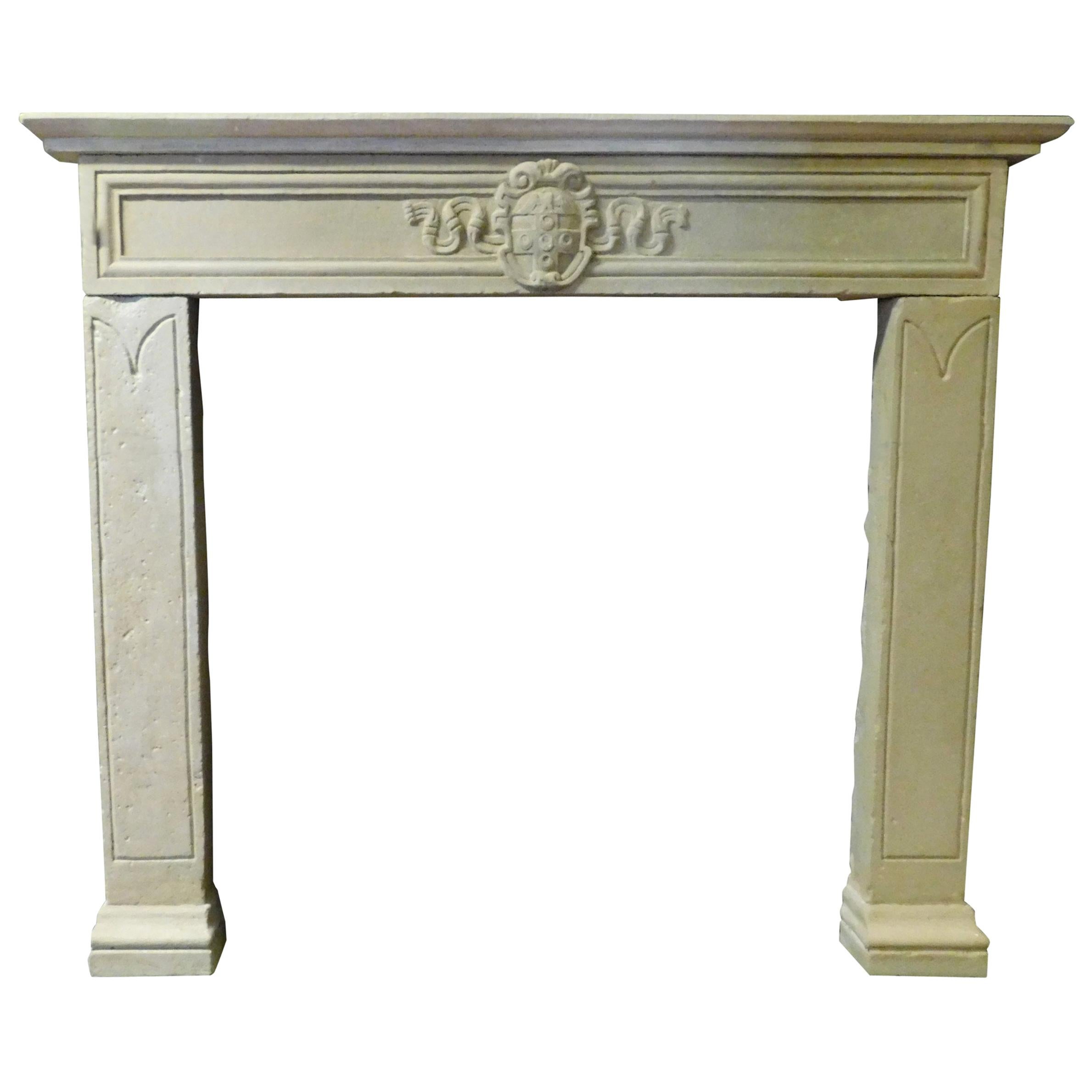 Antique Fireplace Mantel in Gray Sandstone, Noble Coat of Arms, ep.1500 Florence