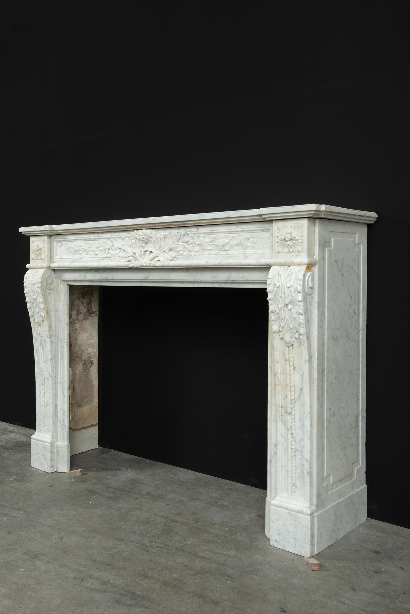 Antique Fireplace Mantel in Louis XVI Style For Sale 7
