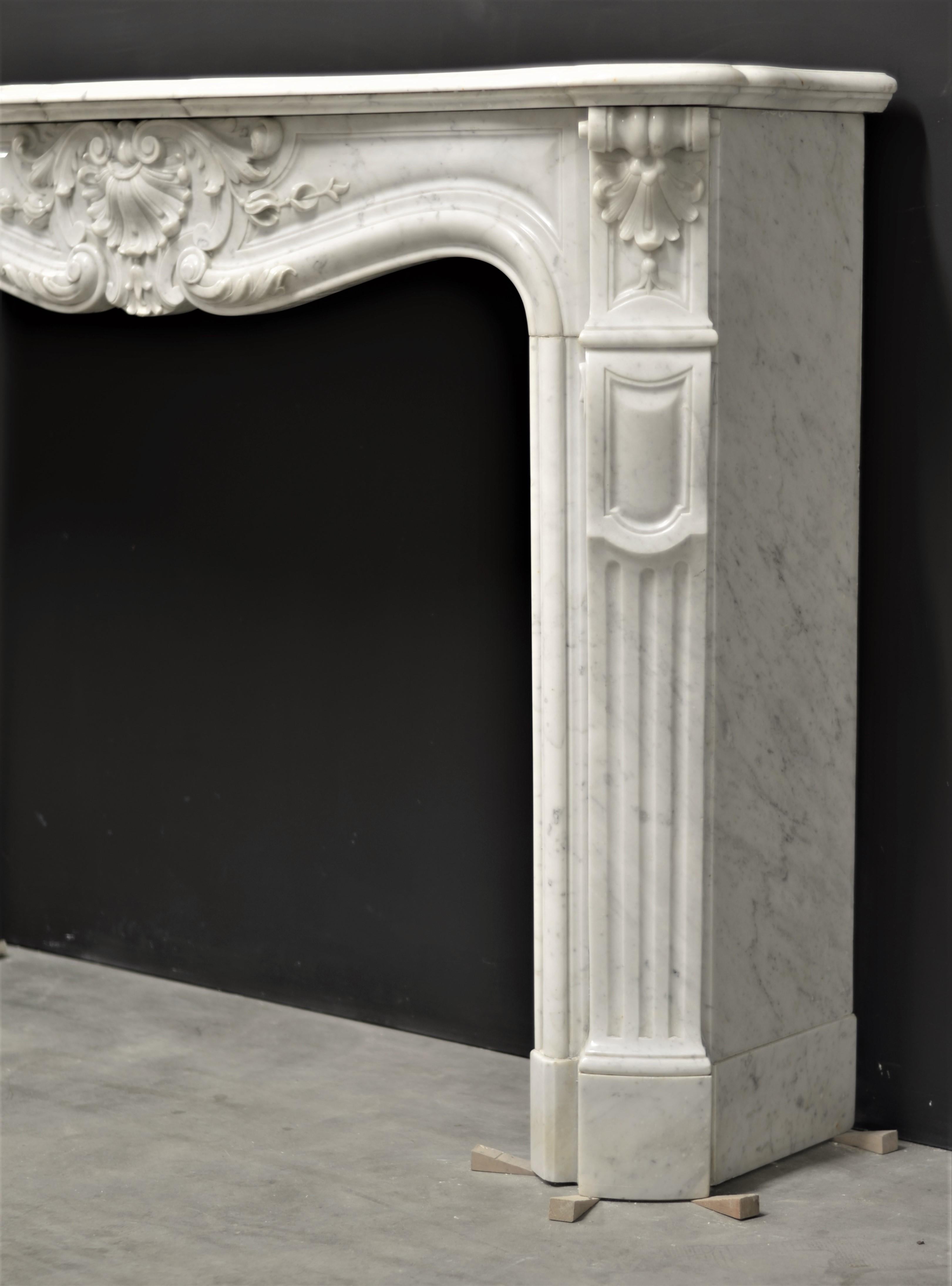 Antique Fireplace Mantel in White Marble 3
