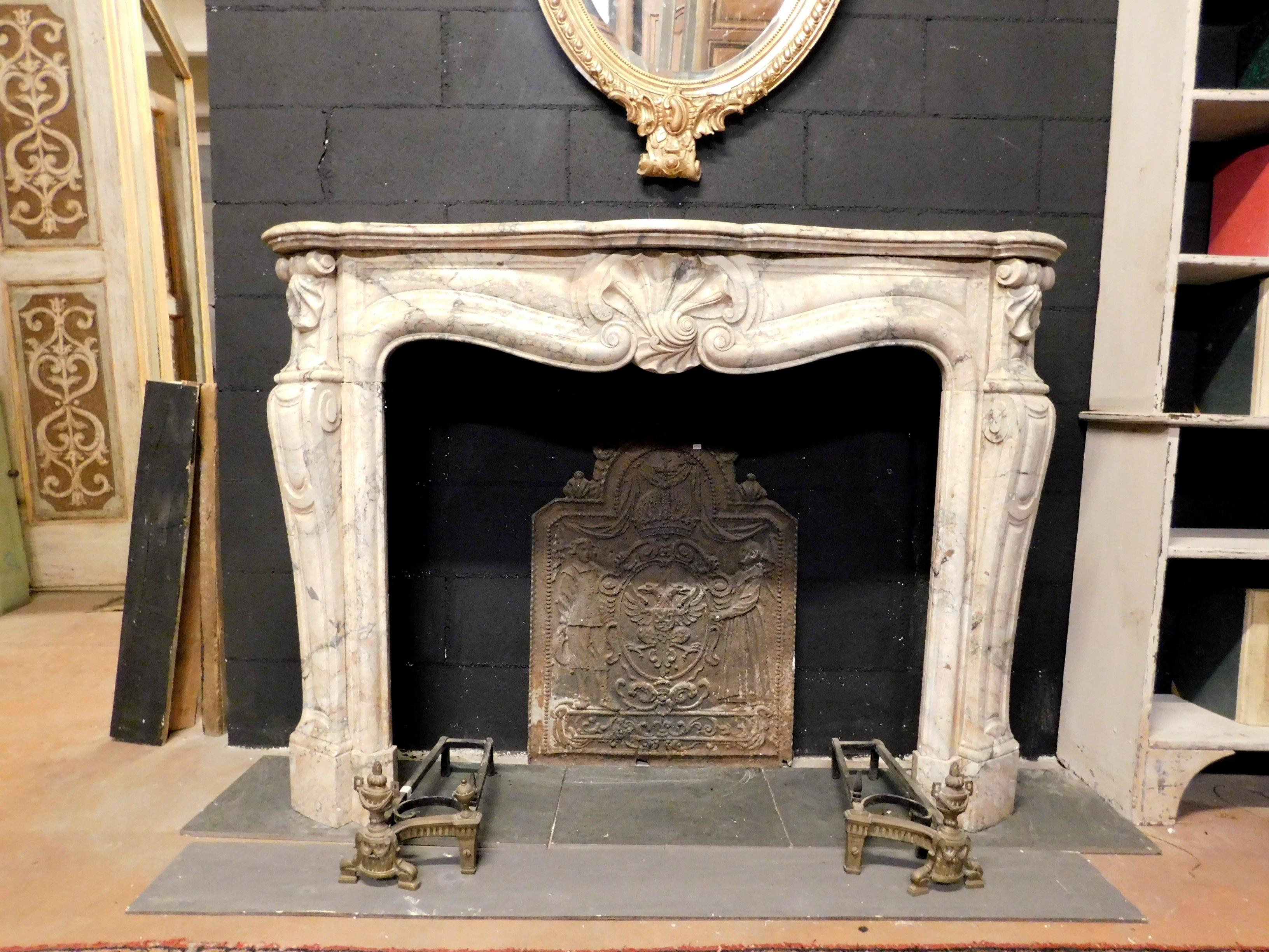 French Antique Fireplace Mantle Carved in Pink Marble, Central Shell, 18th Century France