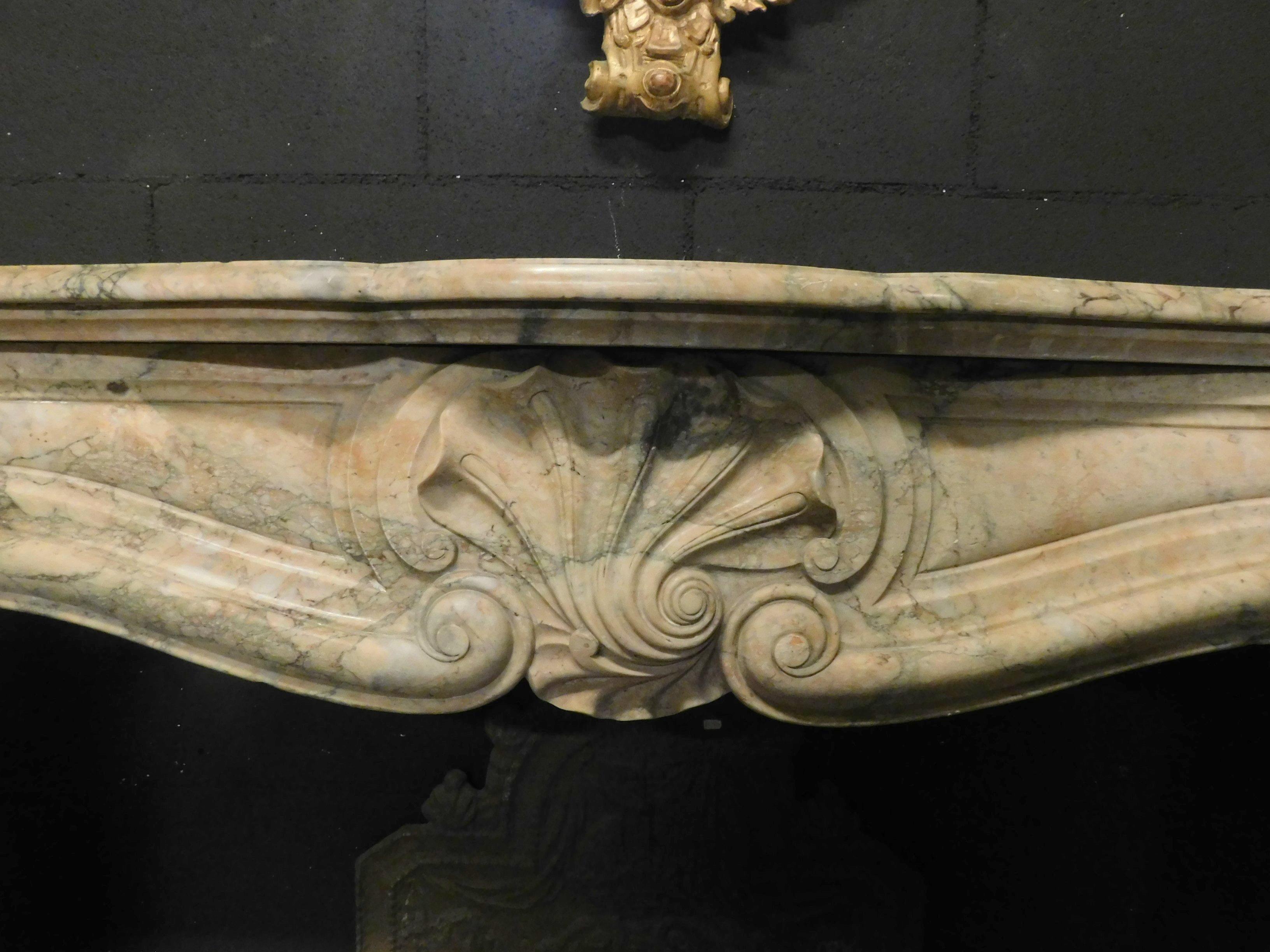 Antique Fireplace Mantle Carved in Pink Marble, Central Shell, 18th Century France 2