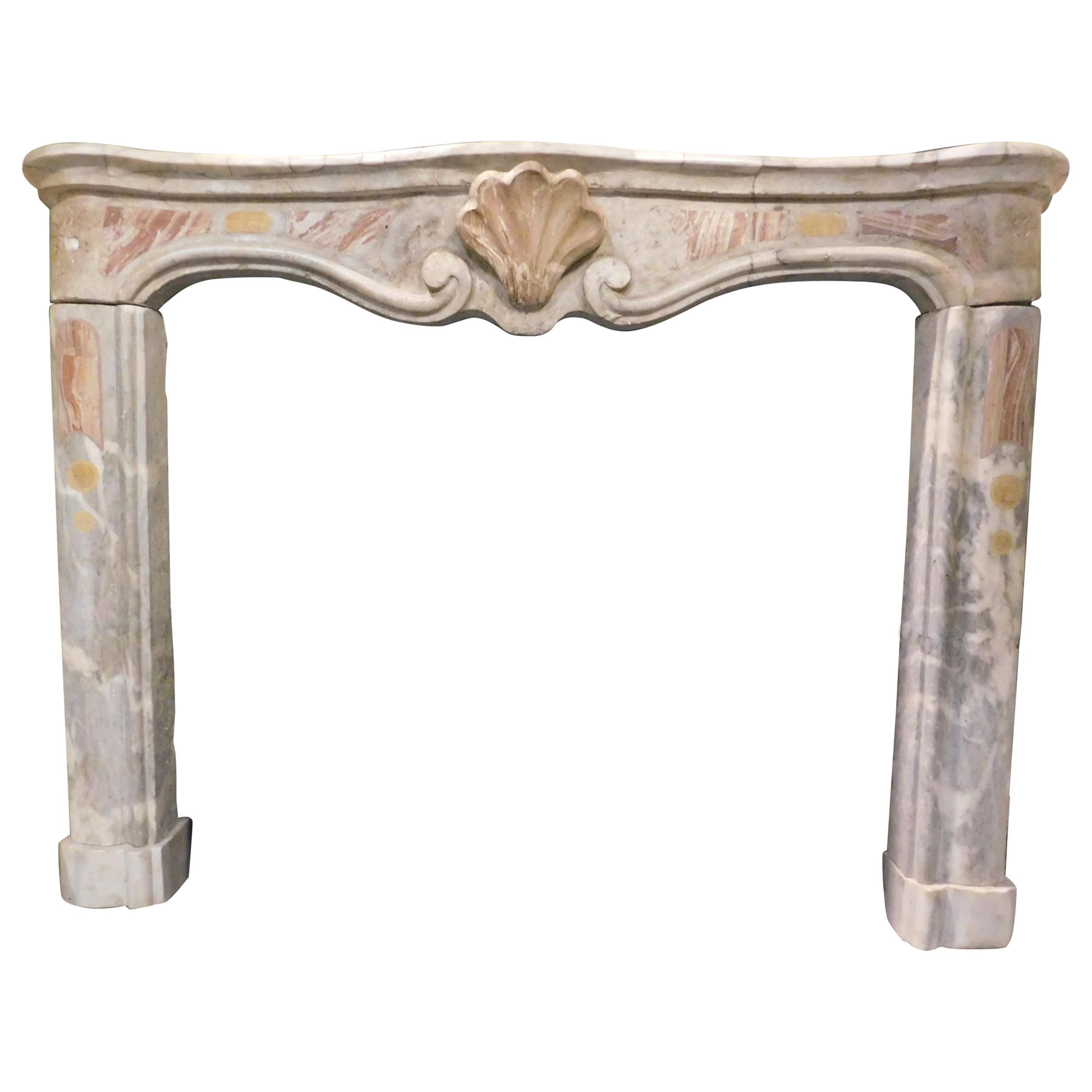 Antique Fireplace Mantle in Bardiglio Marble, Central Shell, 19th Century, Italy For Sale