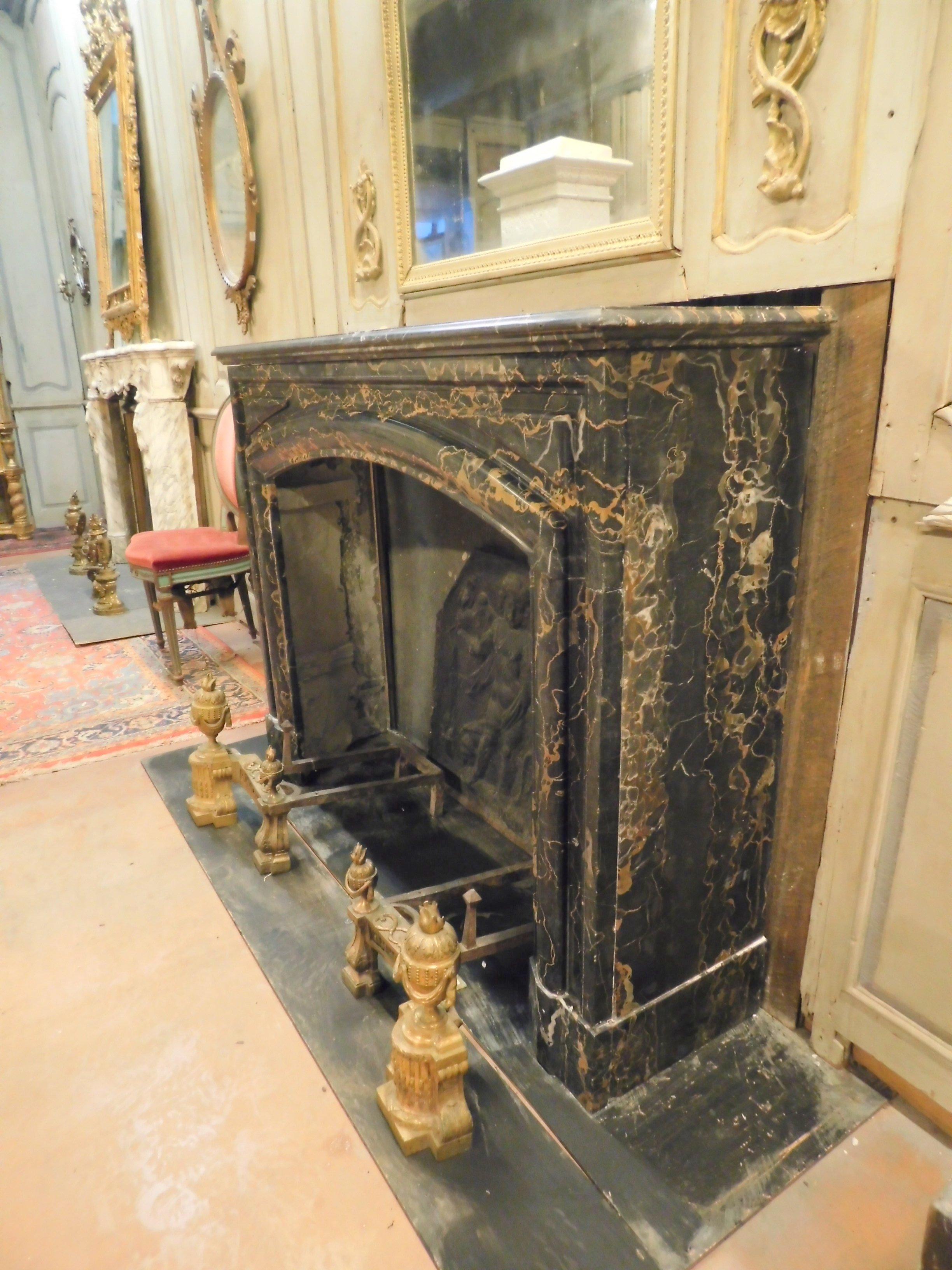 Antique Fireplace Mantle in Black Portoro Veins Marble, 19th Century, France 1