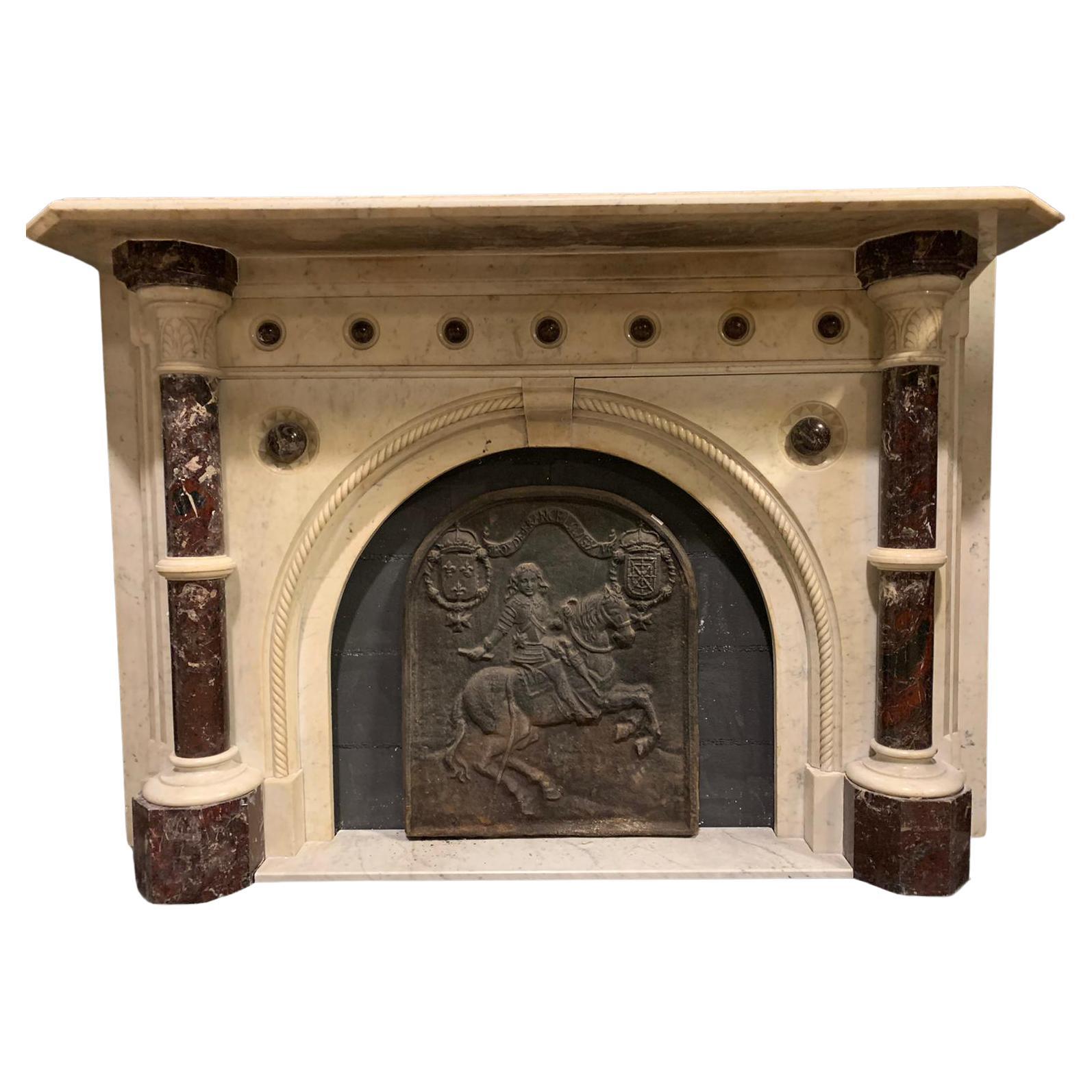 Antique Fireplace Mantle in White and Red Marble, Inlaid and Carved, '800 Italy For Sale