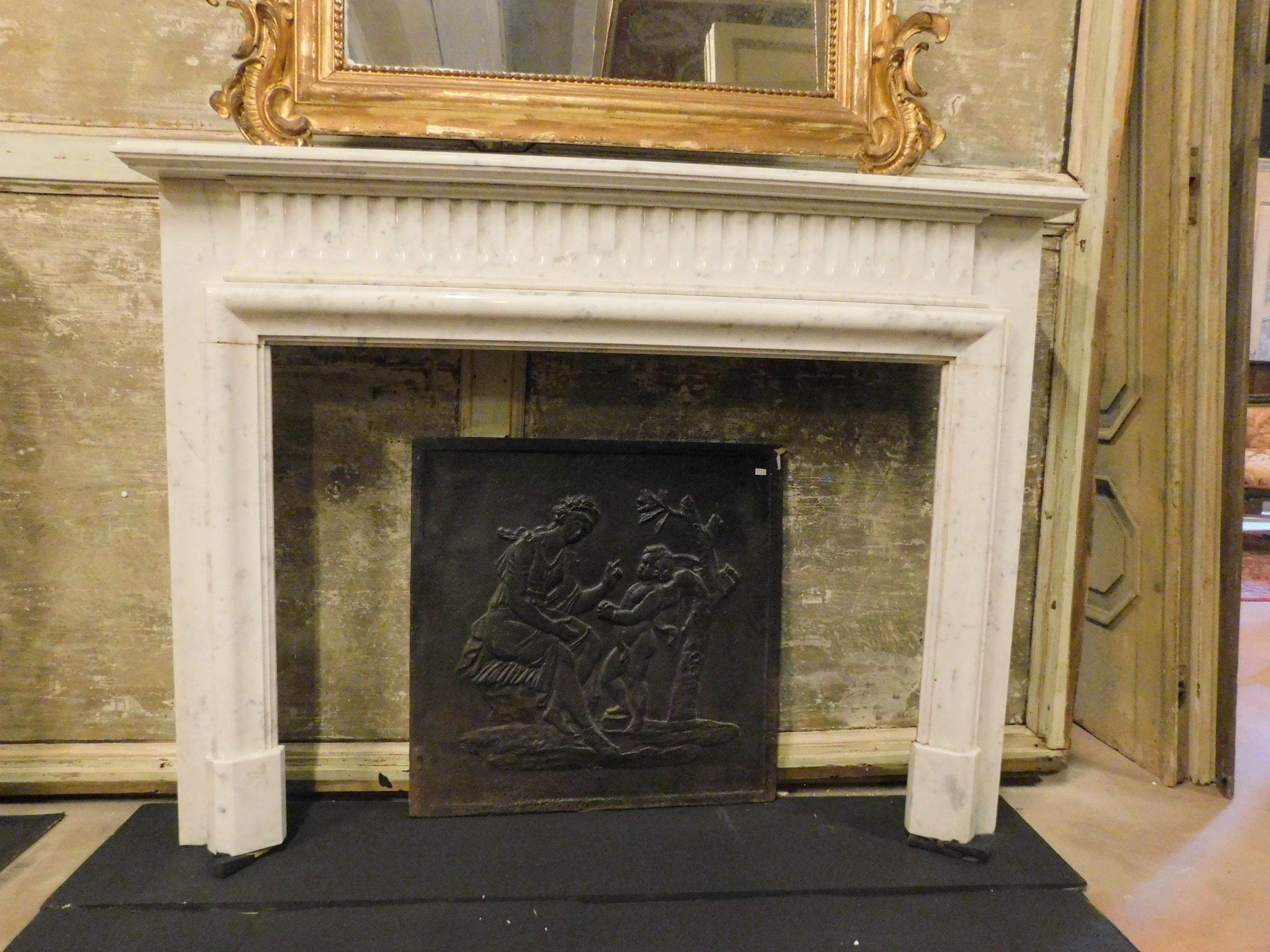 French Antique Fireplace Mantle in White Carrara Marble, 19th Century France