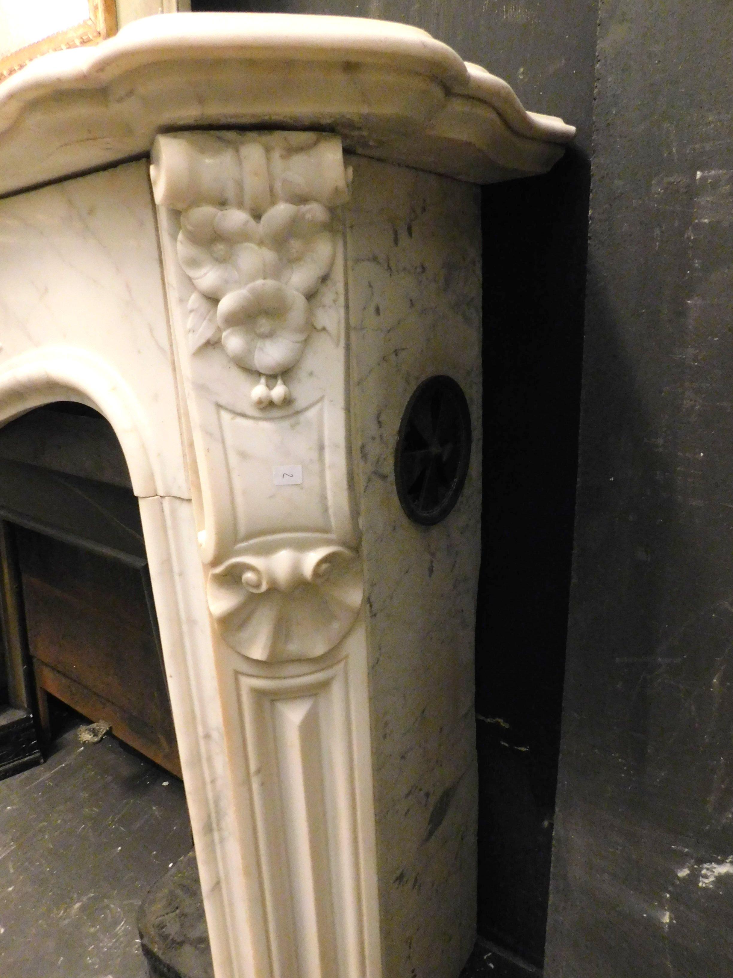 Antique Fireplace Mantel in White Carrara Marble, France, 1800 2