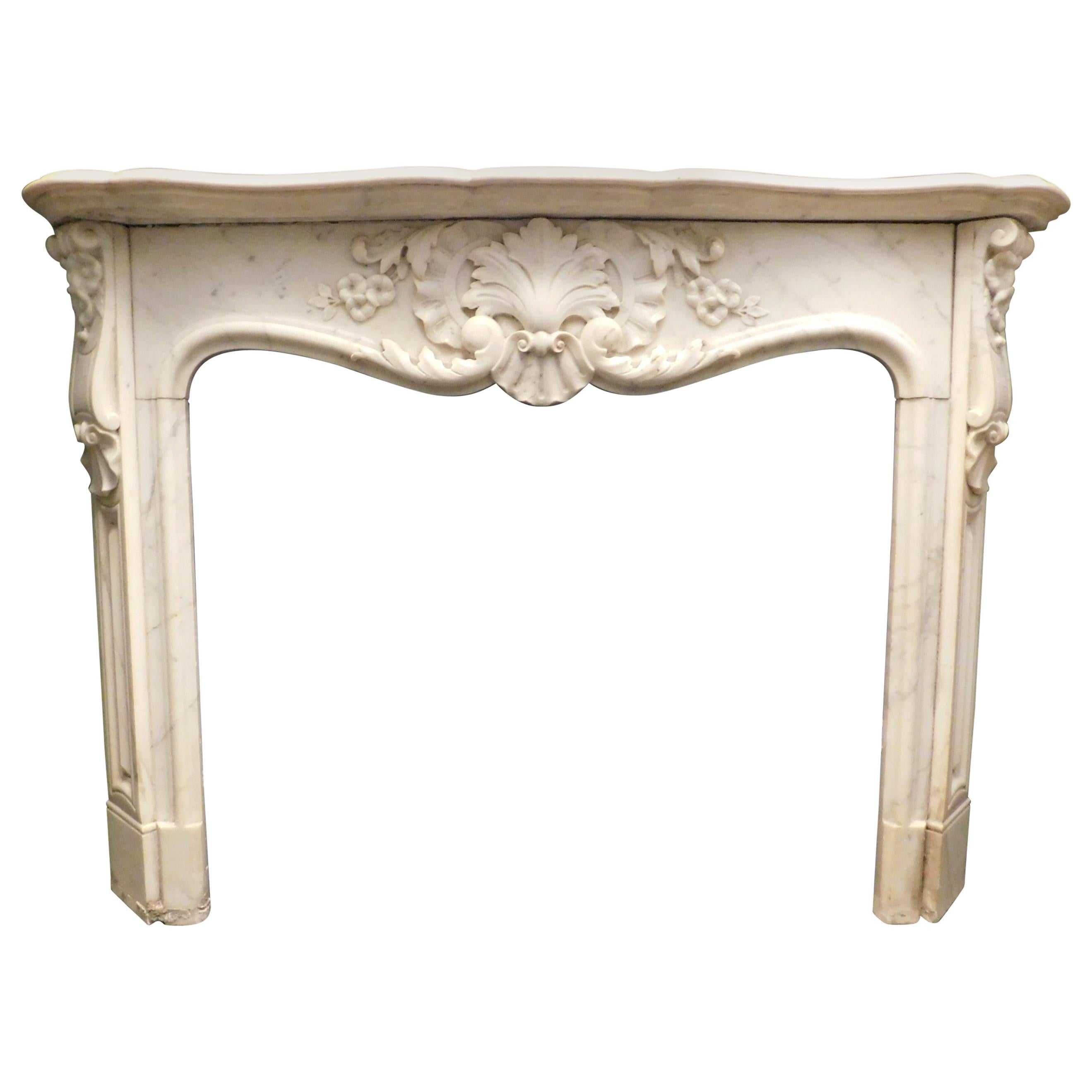 Antique Fireplace Mantel in White Carrara Marble, France, 1800