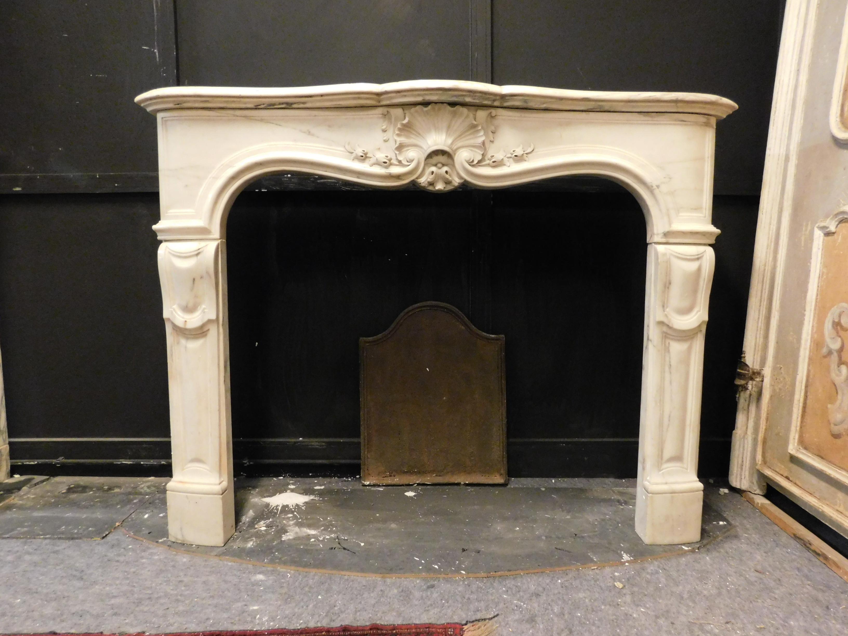 Hand-Carved Antique Fireplace Mantle in White Carrara Marble, Louis XV Style, 1750, France
