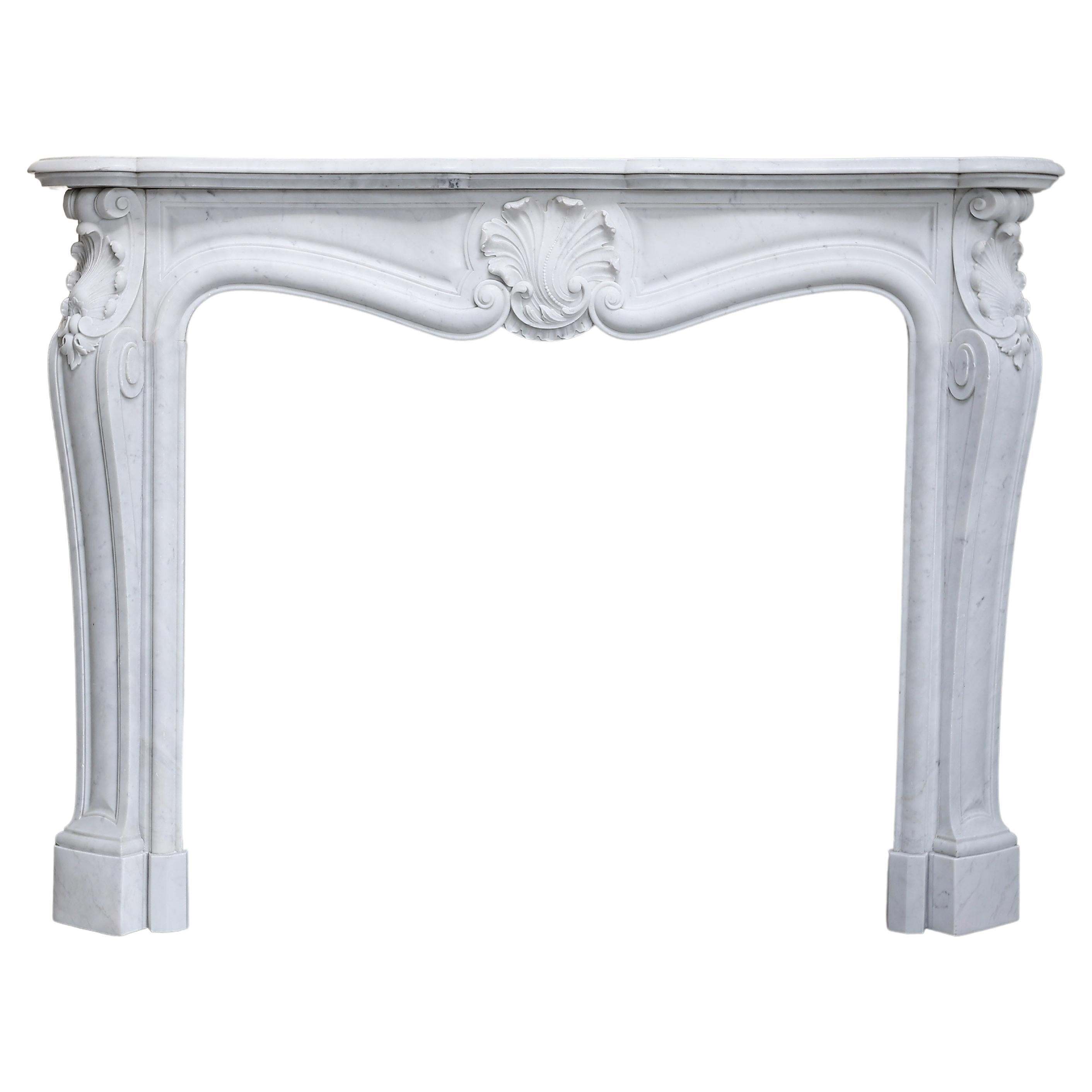 Antique Fireplace of Carrara Marble in Style of Louis XV from the 19th Century For Sale