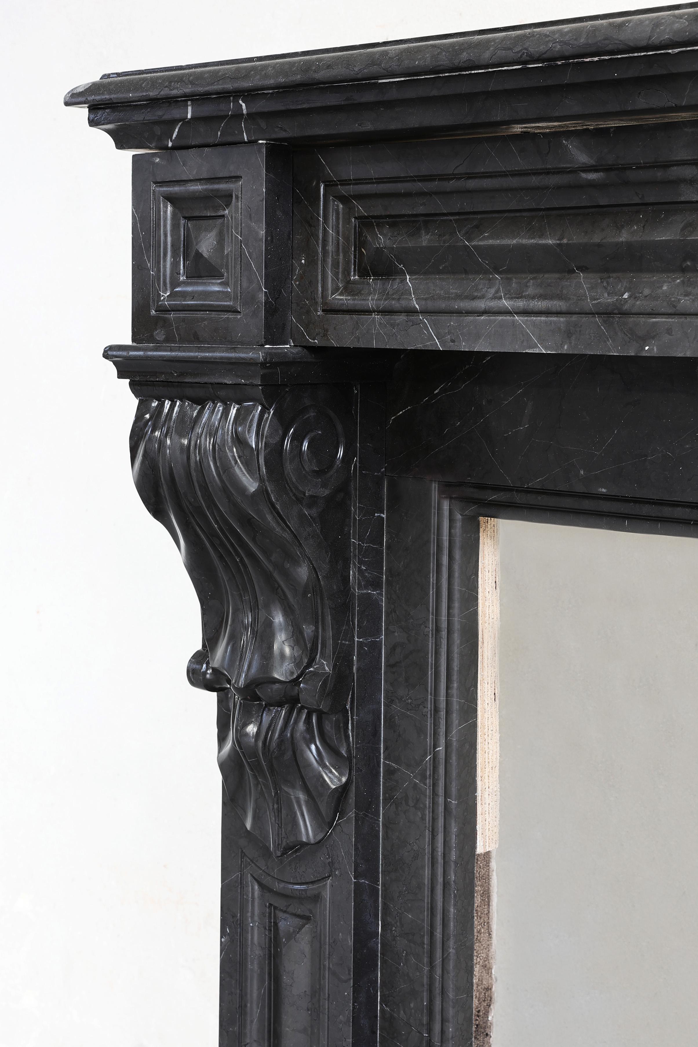 antique fireplace of Nero Marquina marble in style of Louis XVI For Sale 3