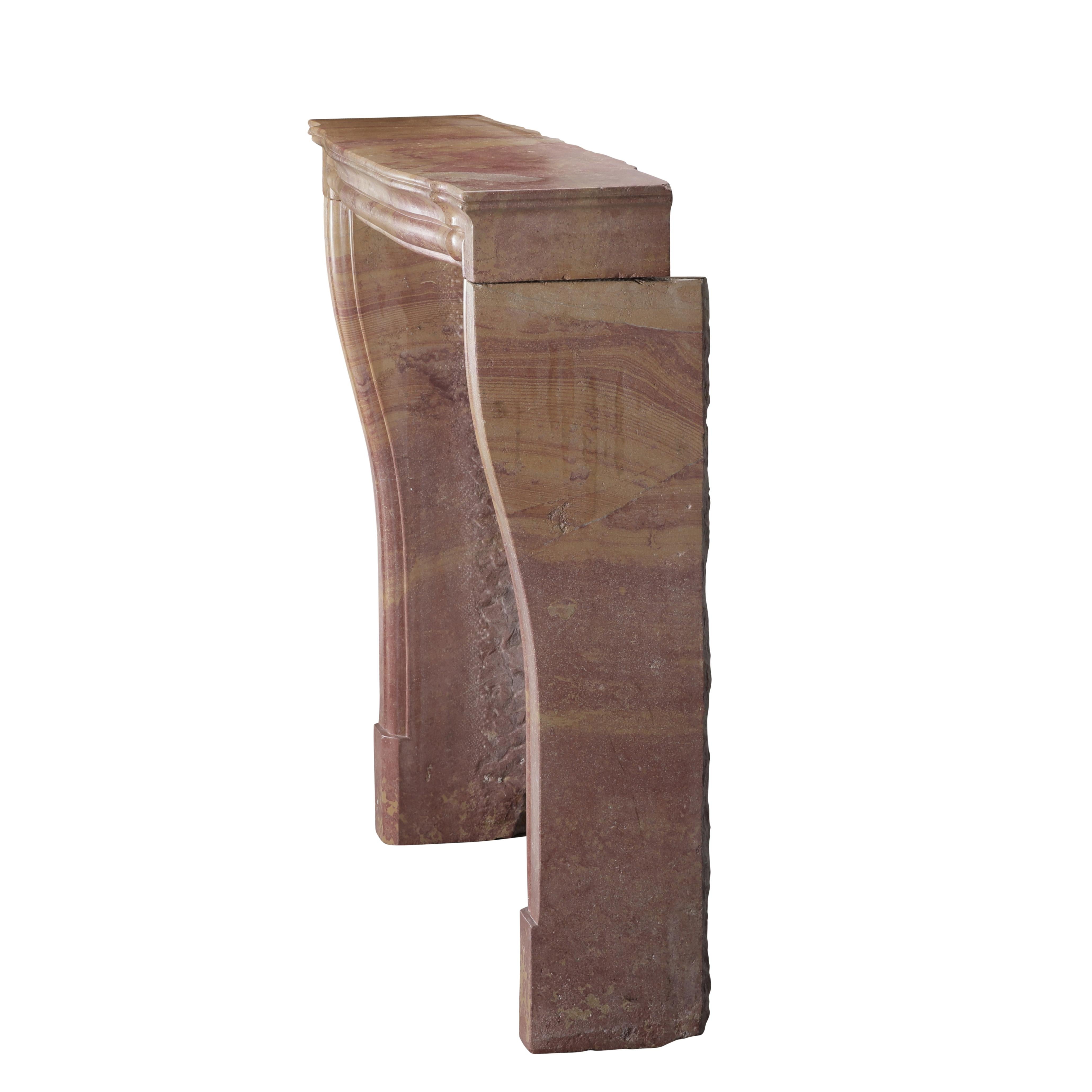 Entorno de chimenea antiguo de Dijon en piedra de Corton de lujo en venta 2