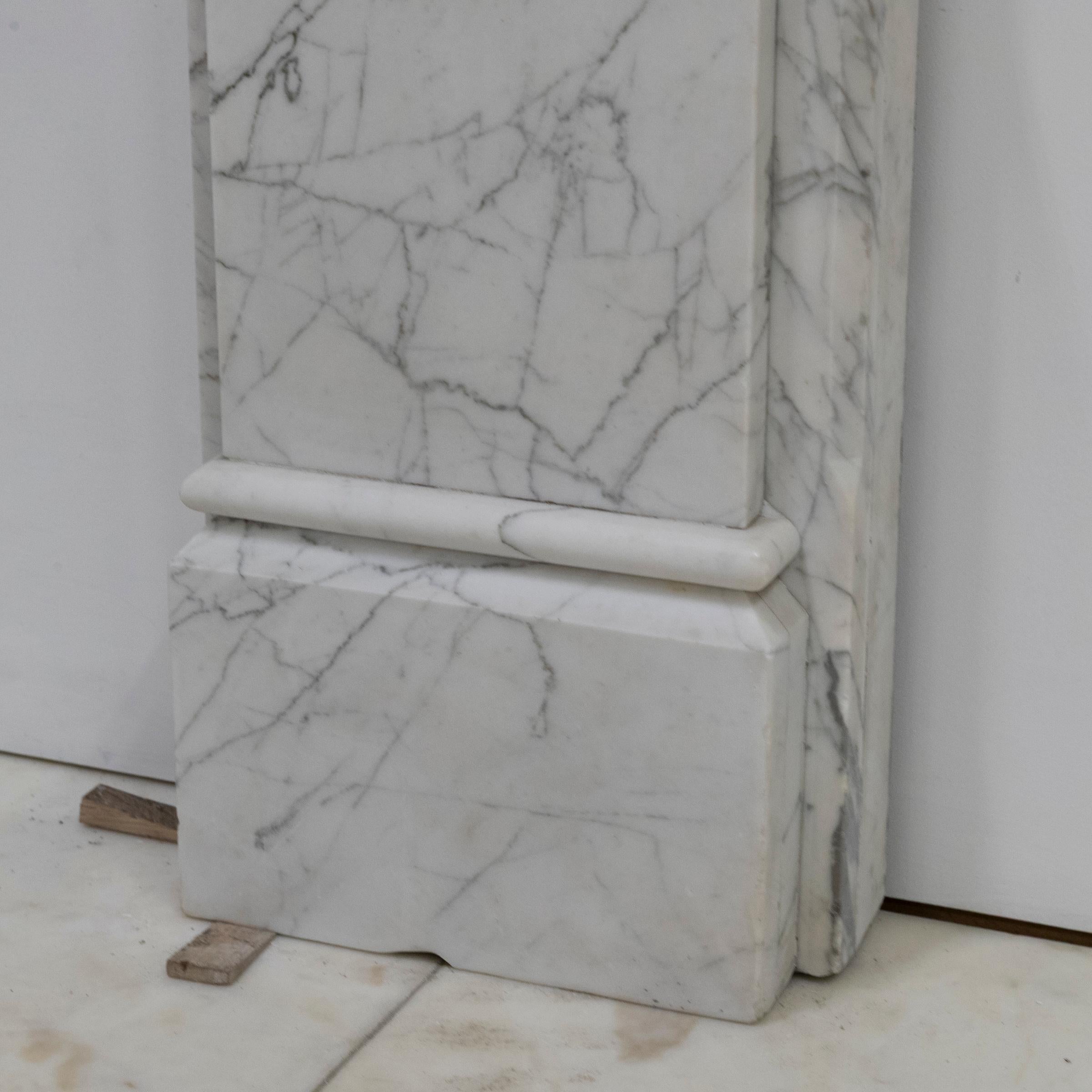 Entorno de Chimenea Antiguo con Columnas de Mármol Siena en venta 5