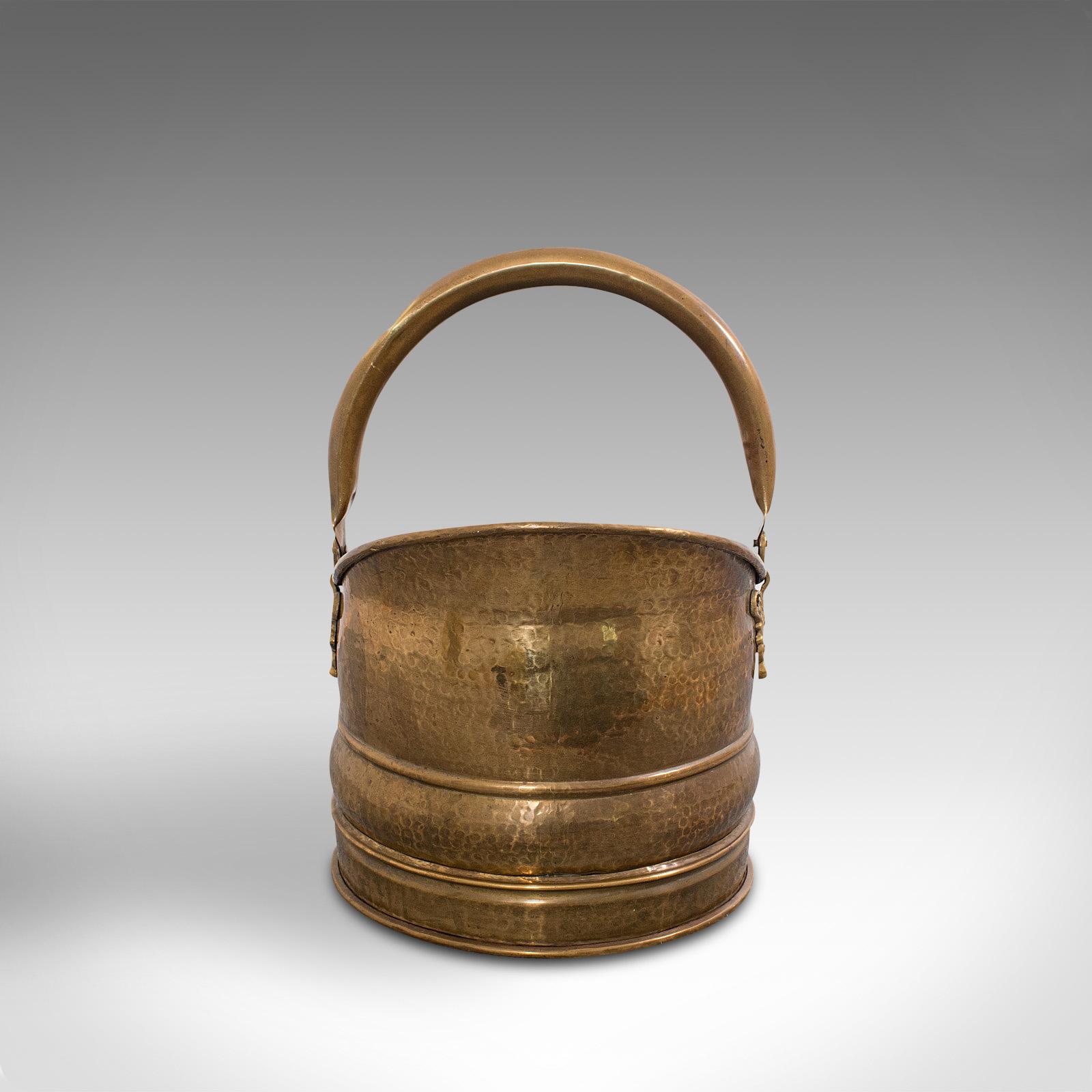 Antique Fireside Bucket, English, Brass, Coal, Log, Scuttle, Victorian In Good Condition In Hele, Devon, GB