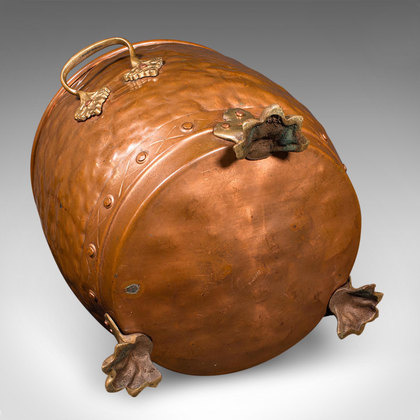 Fireside Antiques, inglese, rame battuto a mano, bidone del carbone, vittoriano, C.C. in vendita 5