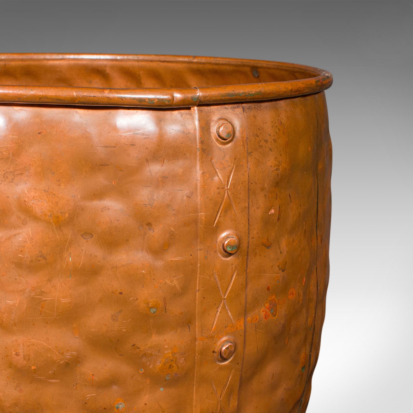 Fireside Antiques, inglese, rame battuto a mano, bidone del carbone, vittoriano, C.C. in vendita 1