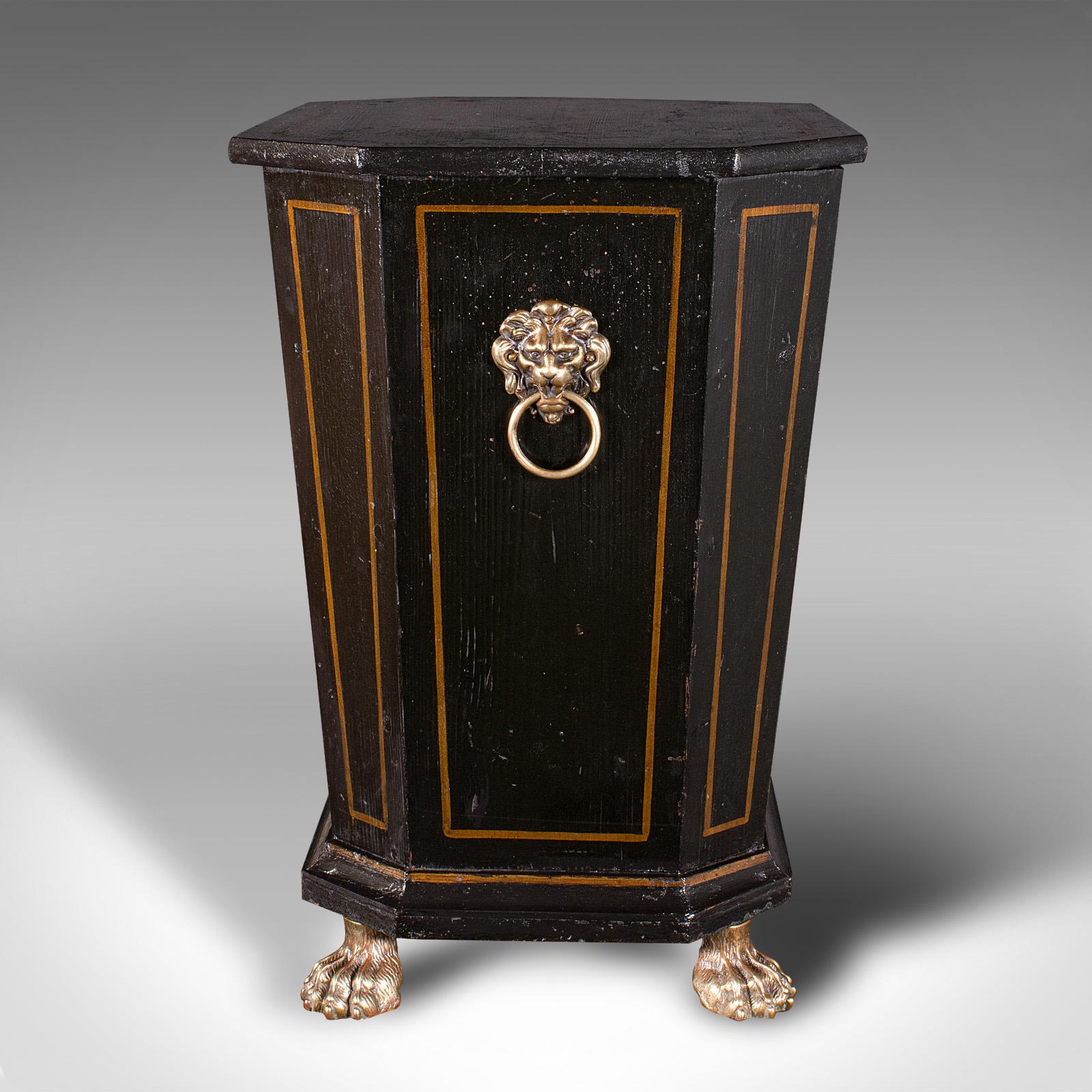 Antique Fireside Store, English Pine, Log, Coal Bin, Aesthetic Period, Victorian In Good Condition For Sale In Hele, Devon, GB