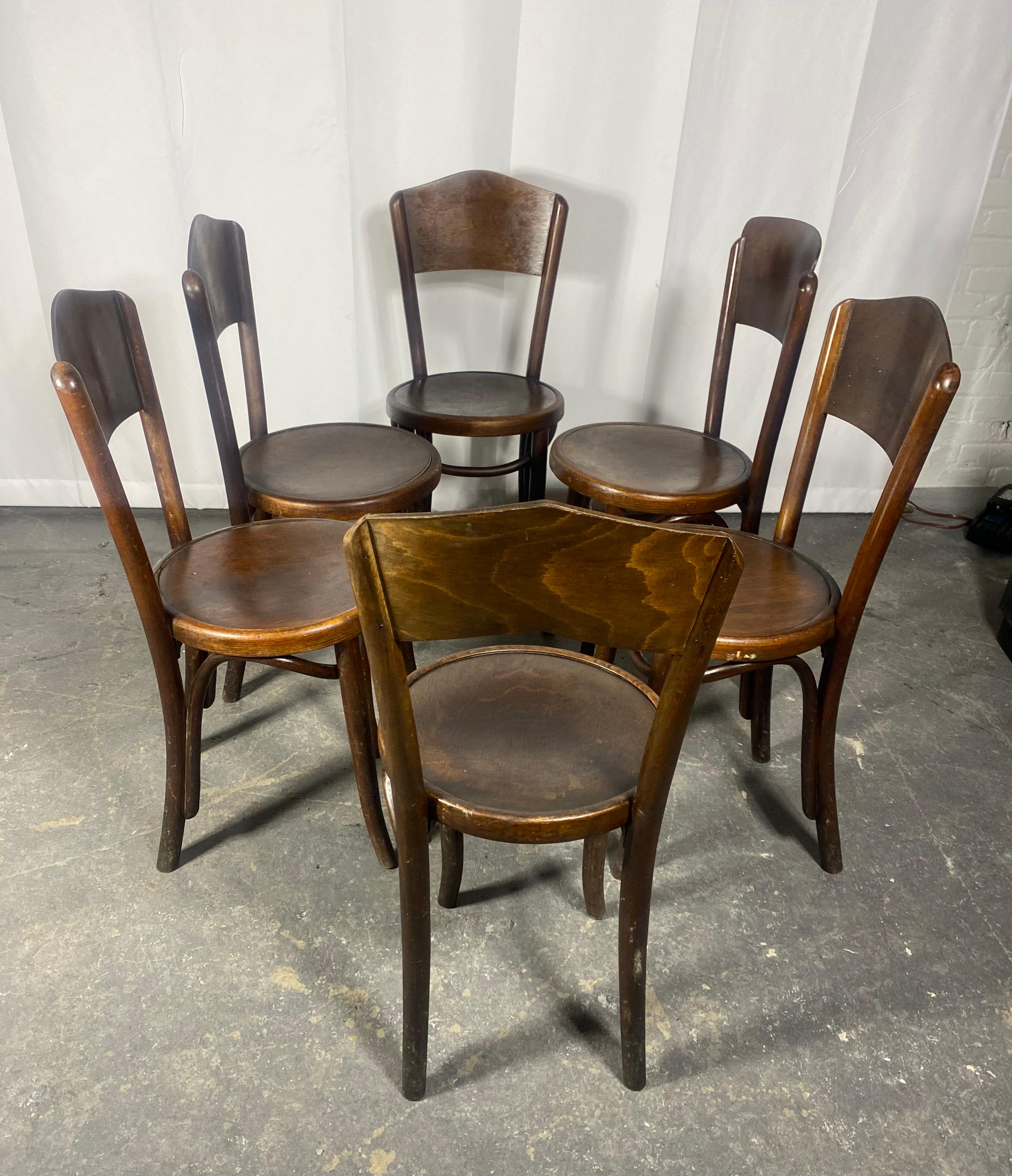Early 20th Century Antique Fischel Bentwood Bistro /Cafe' Chairs, Vienna 1920s. Set of 6 For Sale