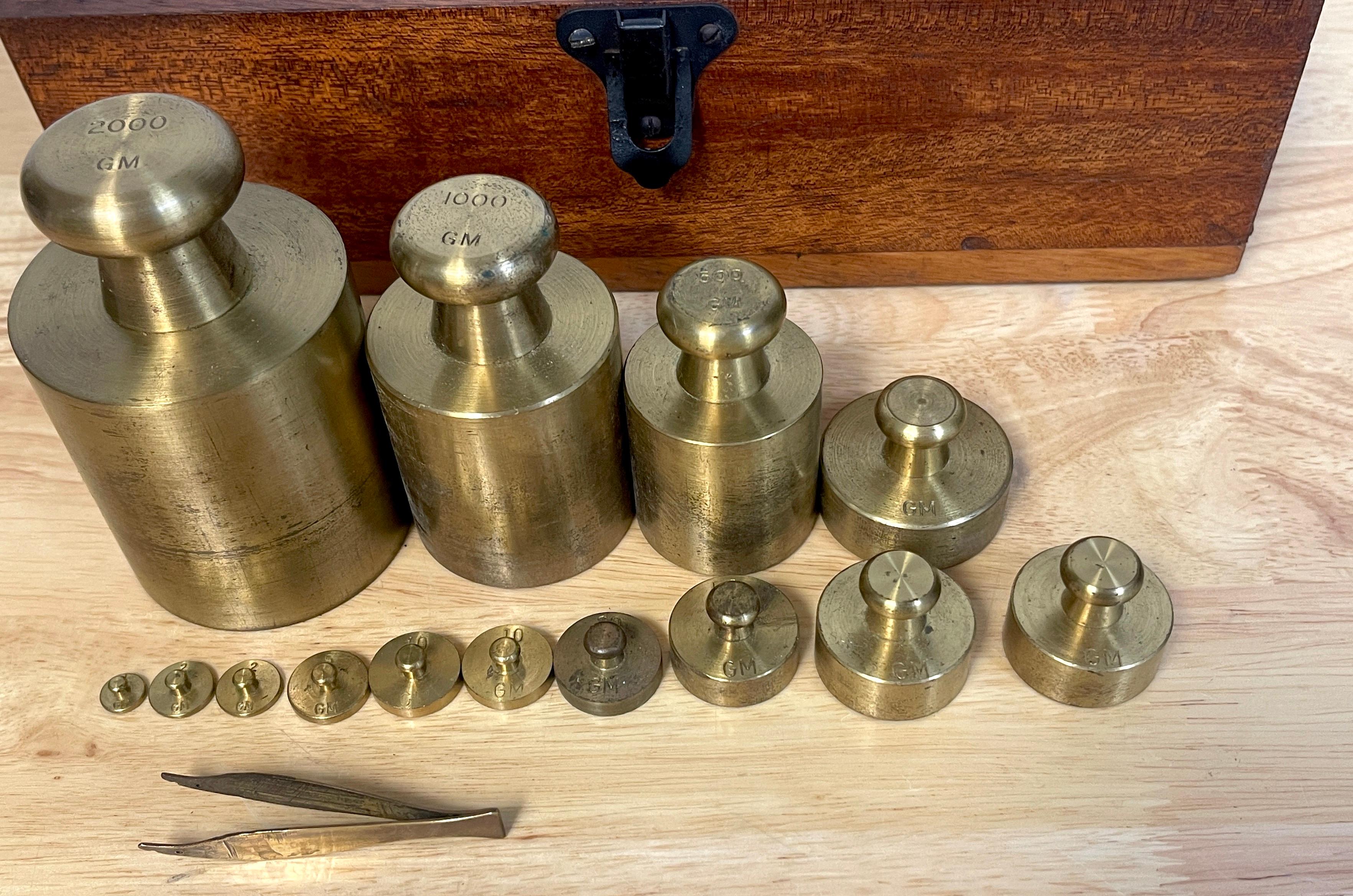 Antique Fisher- Scientific Brass & Oak Complete Calibration Weight Set For Sale 1