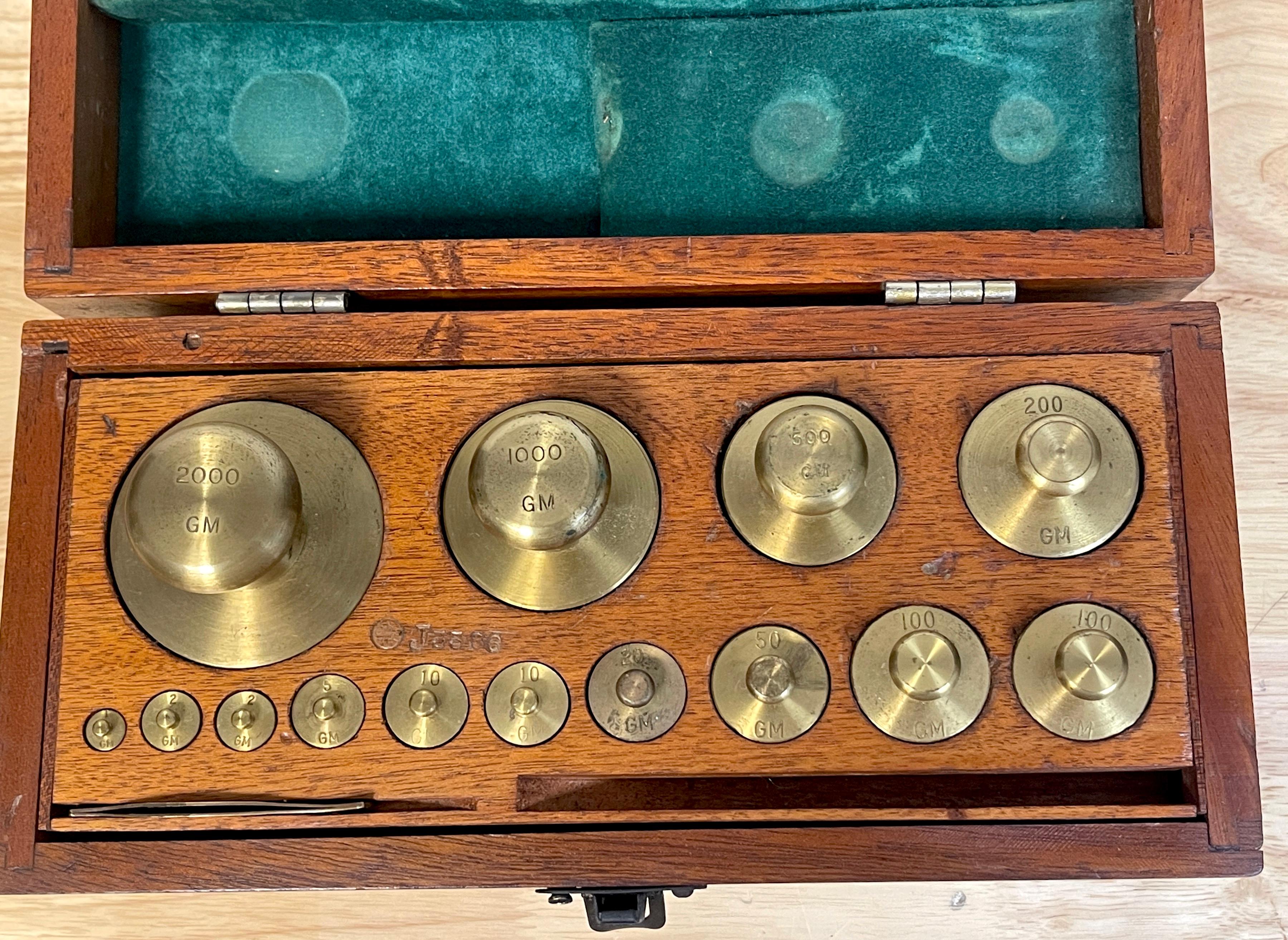 Industrial Antique Fisher- Scientific Brass & Oak Complete Calibration Weight Set For Sale