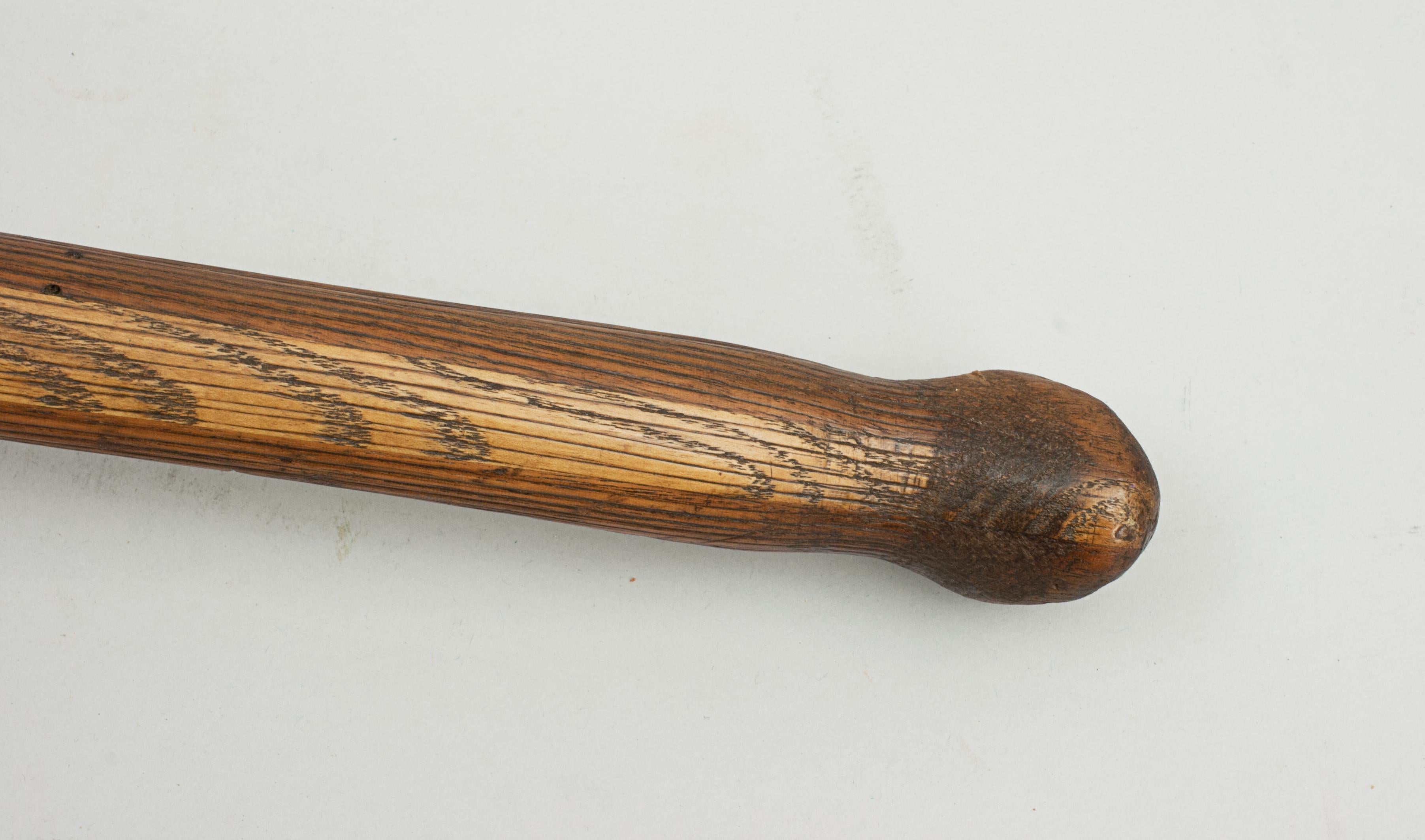 Antique Fishtail Tennis Racket, The Radian 3