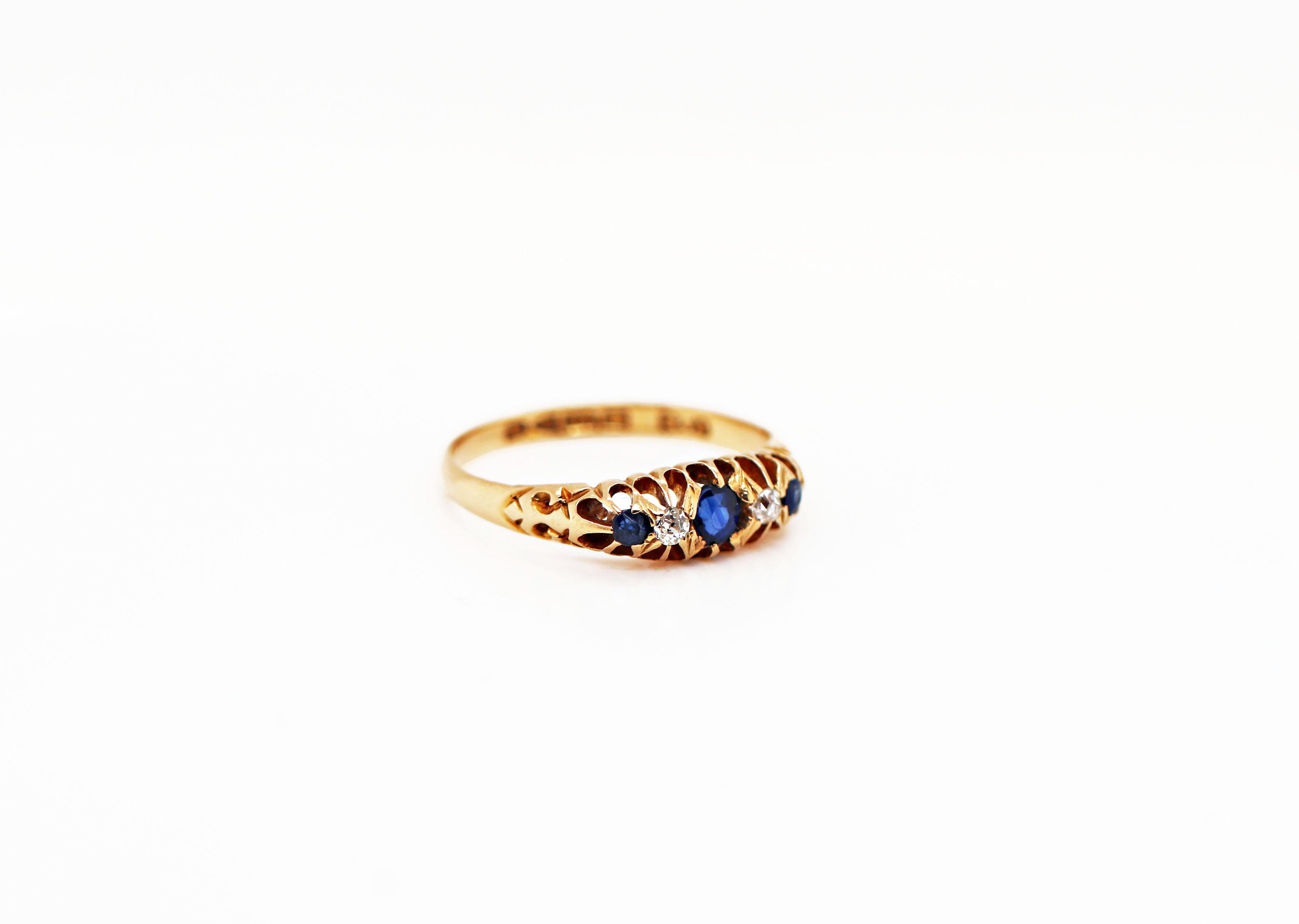 Edwardian Antique Five-Stone Sapphire and Old Cut Diamond Yellow Gold Ring, 1906