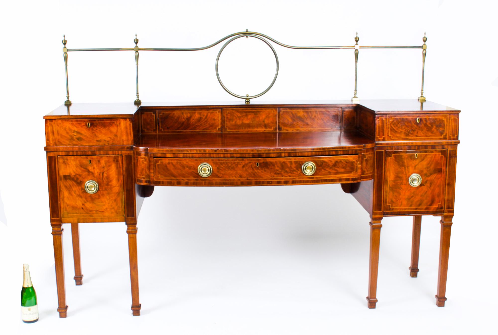 Antique Flame Mahogany and Satinwood Inlaid Sideboard, 19th Century 10