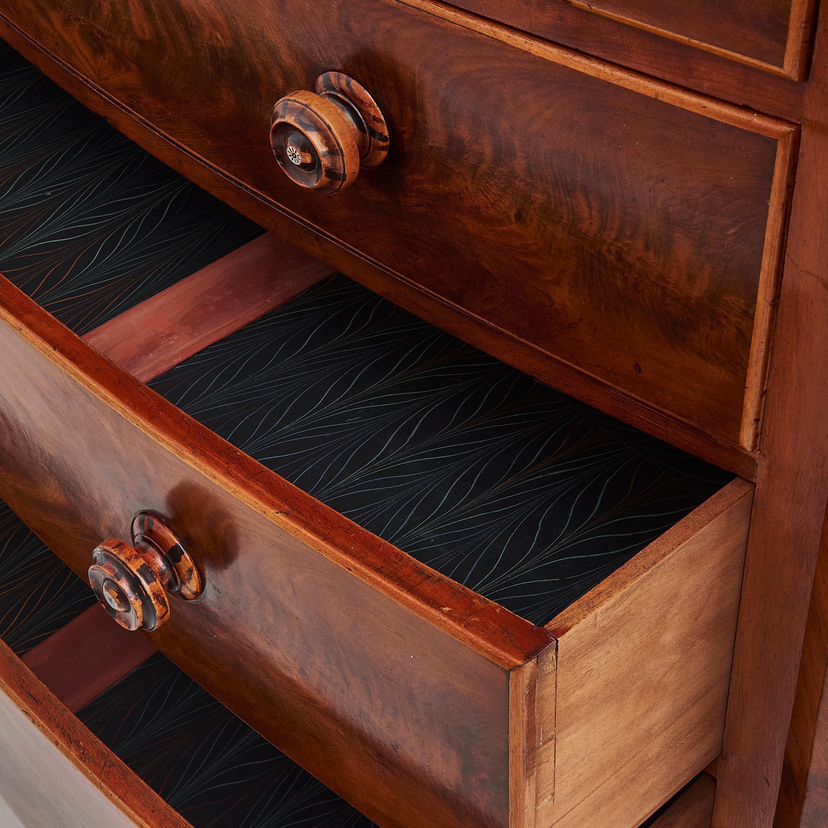 Antique Flame Mahogany Chest of Drawers 3