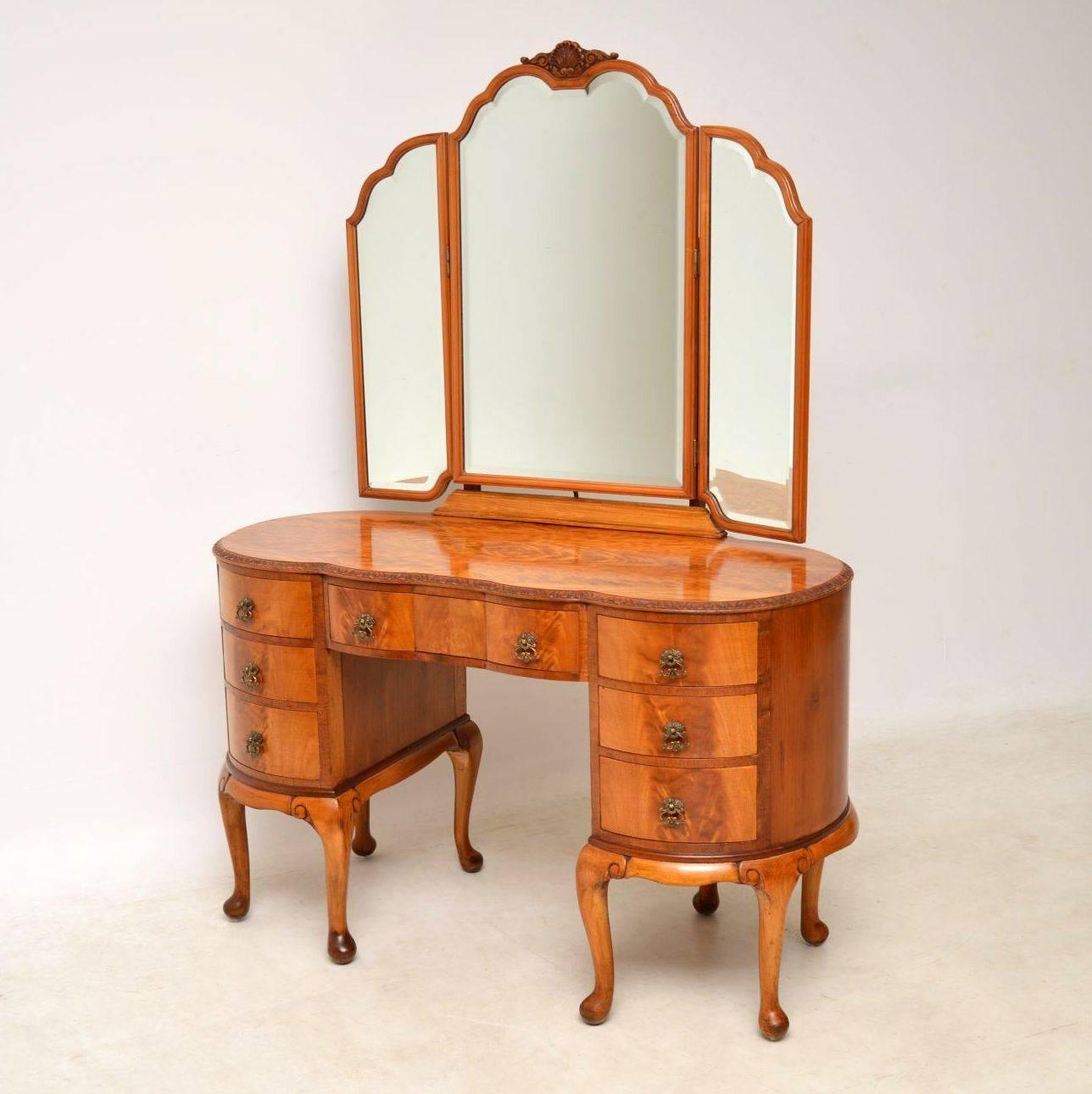 antique mahogany dressing table with mirror