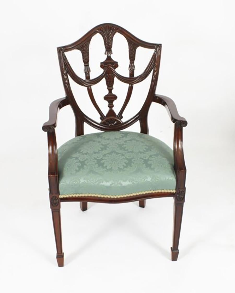 Antique Flame Mahogany Extending Dining Table & 12 ShieldBack Chairs 14