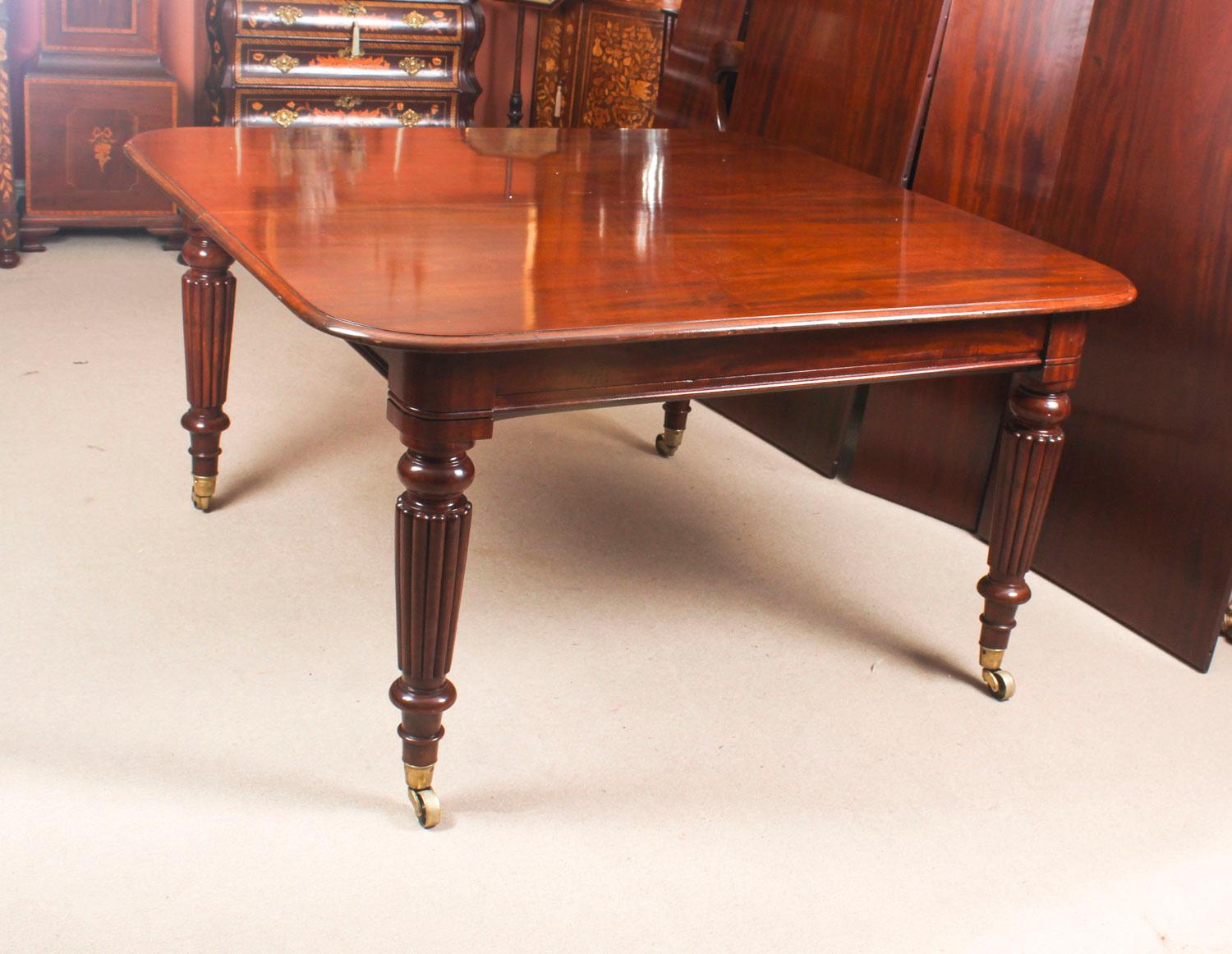 Mid-19th Century Antique Flame Mahogany Extending Dining Table 19th Century and 10 Chairs