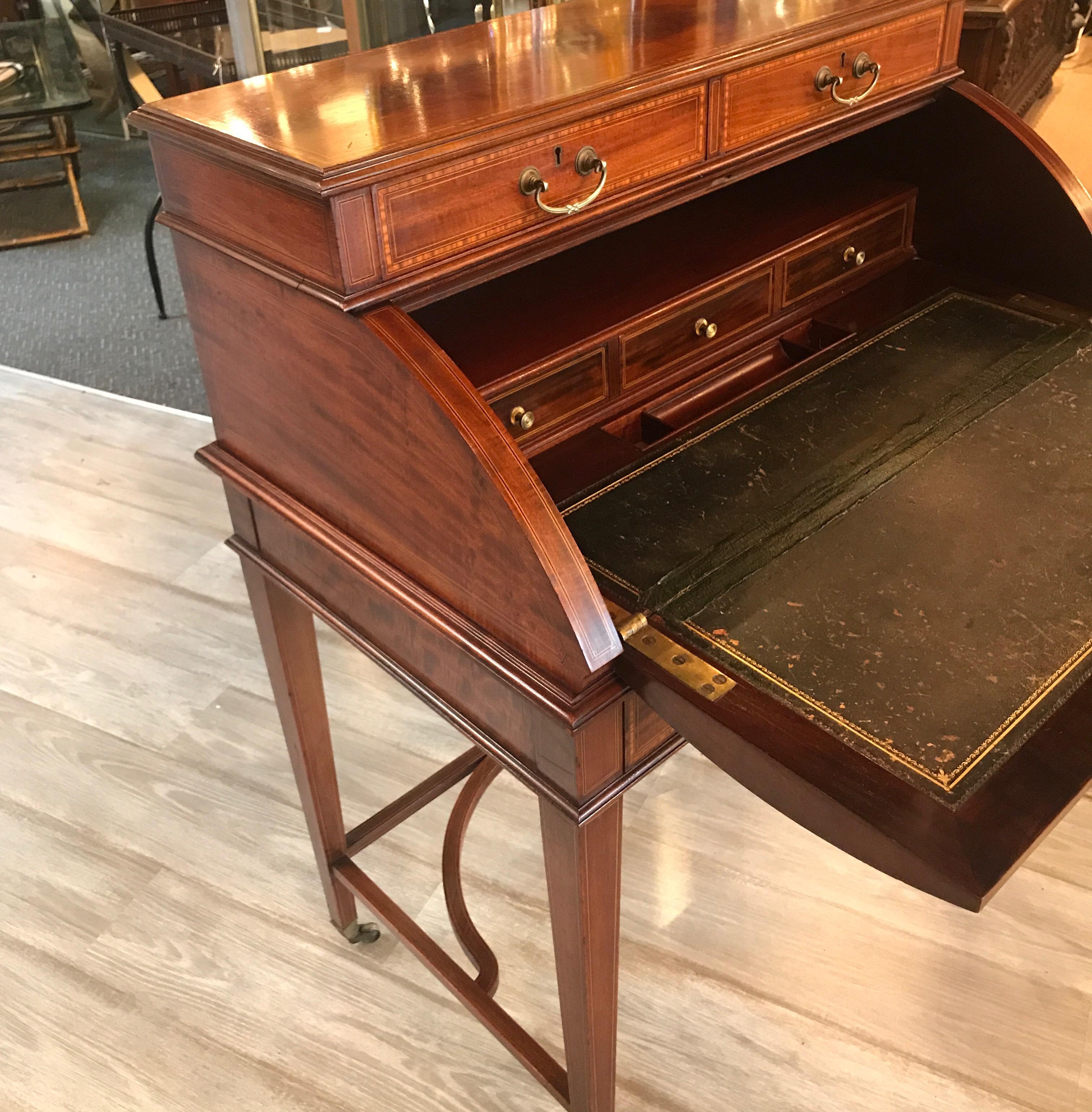 Antique Flame Mahogany Inlaid Fall Front Desk with Inlay In Good Condition In Lambertville, NJ