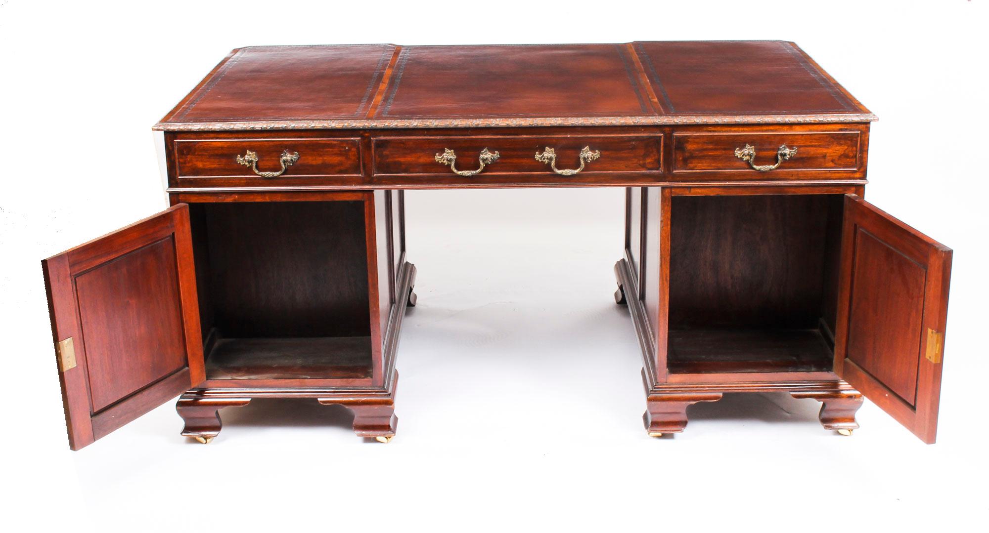 Antique Flame Mahogany Partners Pedestal Desk George III Revival 19th Century 9