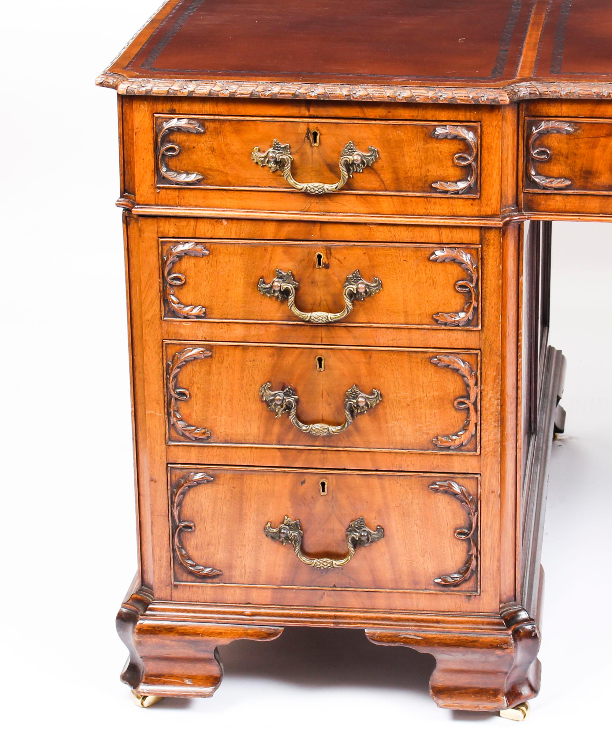 Antique Flame Mahogany Partners Pedestal Desk George III Revival 19th Century In Good Condition In London, GB