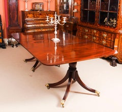 Antique Flame Mahogany Twin Pillar Regency Dining Table 19th Century