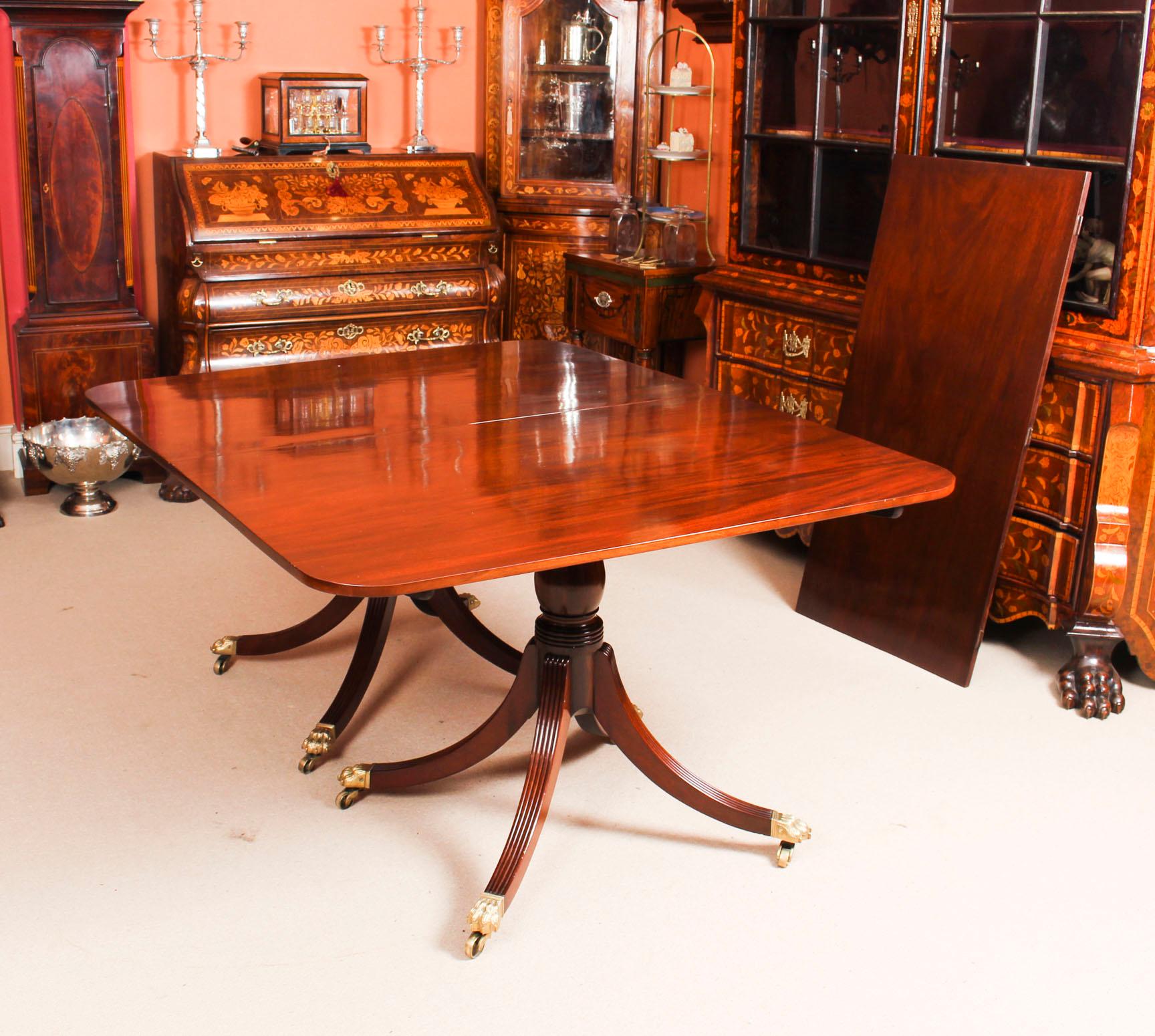 Early 19th Century Antique Flame Mahogany Twin Pillar Regency Dining Table 19th Century