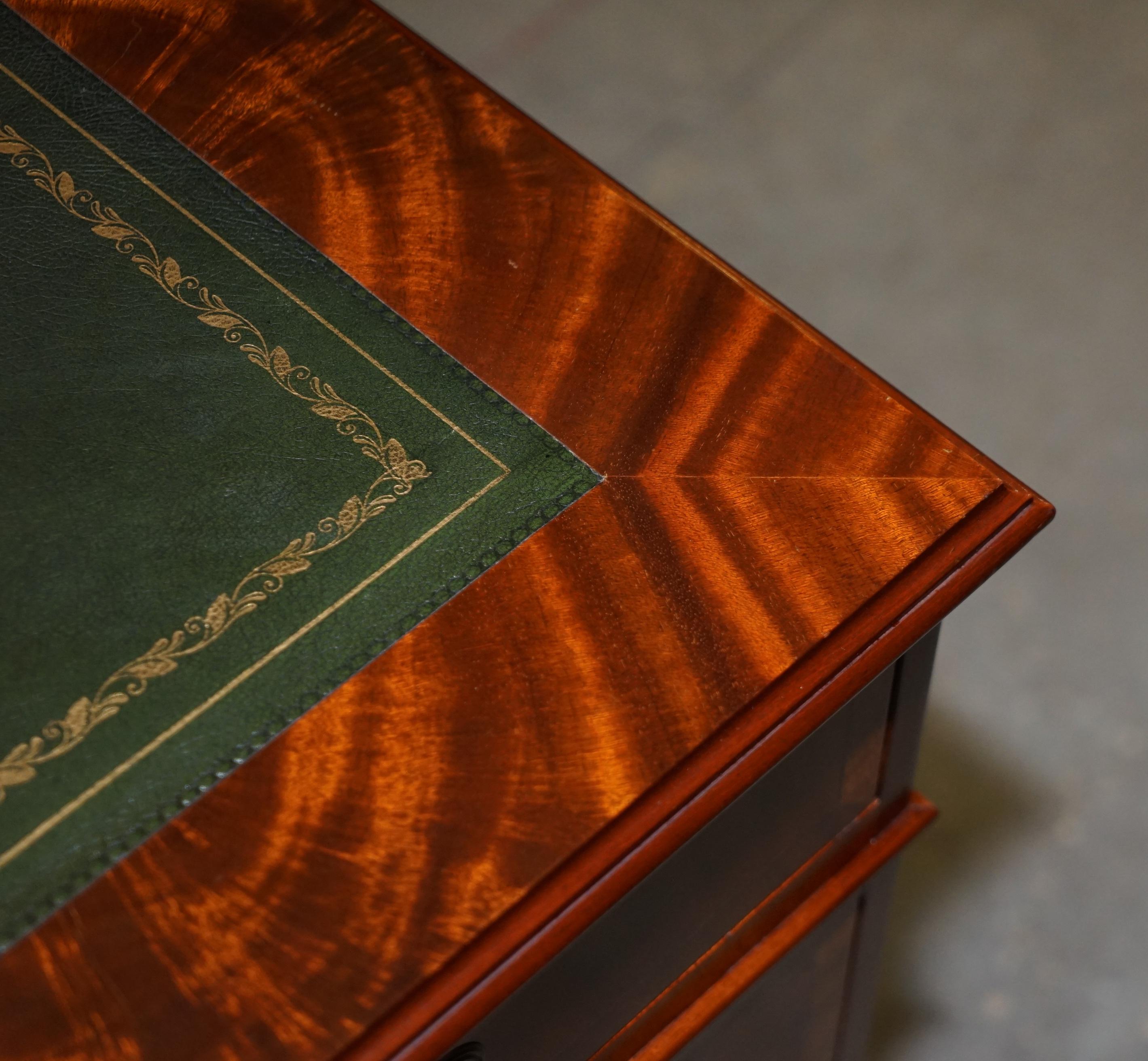 ANTIQUE FLAMED HARDWOOD DESK FROM PRINCESS DIANA'S FAMiLY HOME SPENCER HOUSE For Sale 6