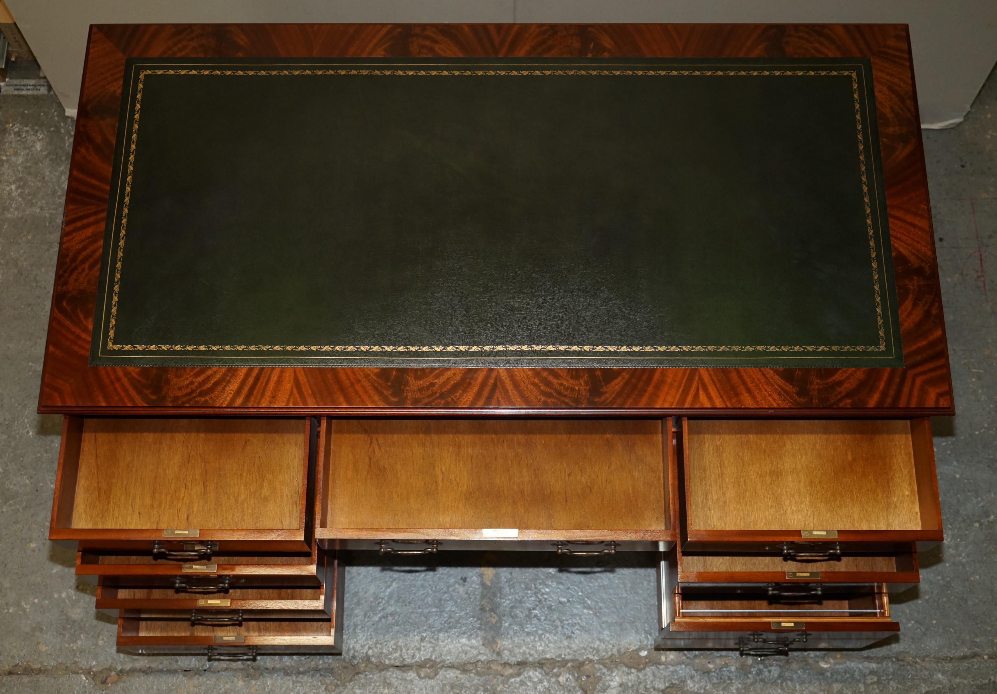 ANTIQUE FLAMED HARDWOOD DESK FROM PRINCESS DIANA'S FAMiLY HOME SPENCER HOUSE For Sale 9