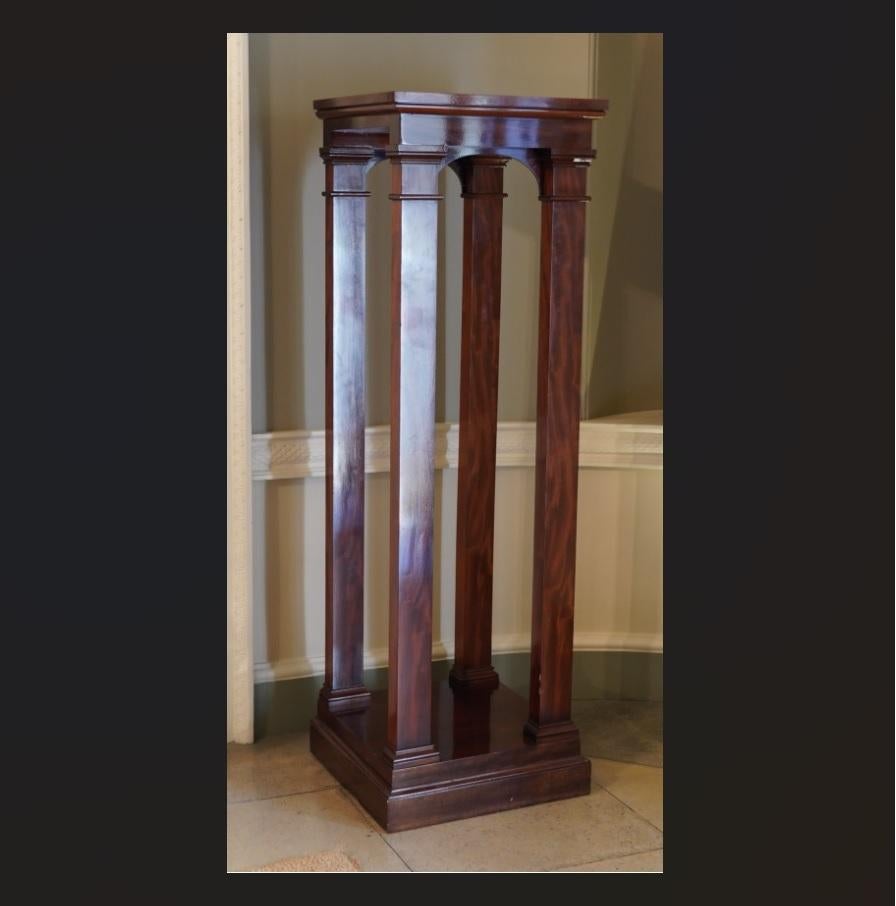 Royal house antiques.

Royal house antiques is delighted to offer for sale this sublime antique William IV circa 1830 Flamed Mahogany Pedestal stand with small coat rail from Princess Diana Spencer’s London family home Spencer House

Please note the
