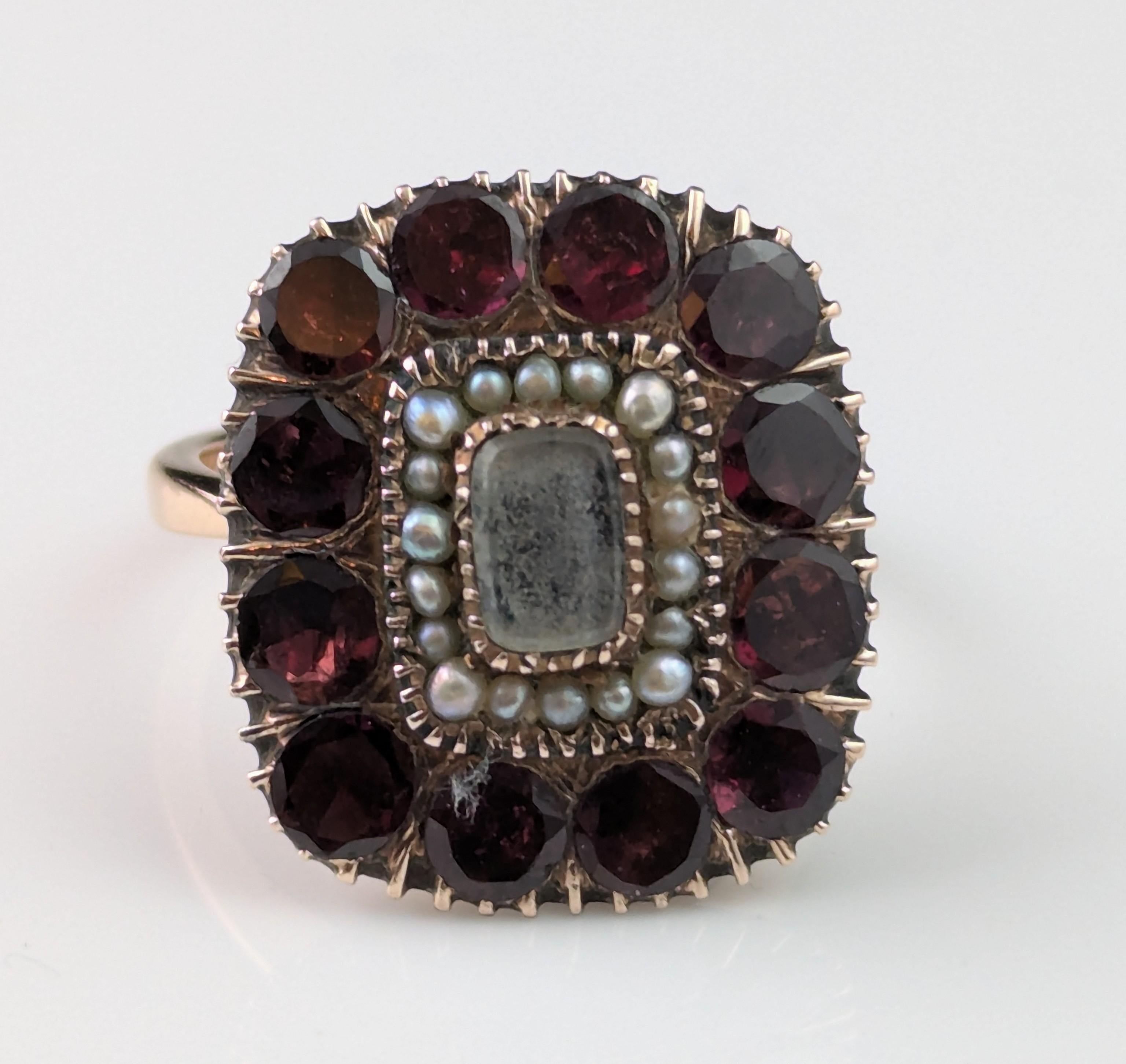 Antique Flat cut Garnet mourning ring, 9k Rose gold, Pearl 8