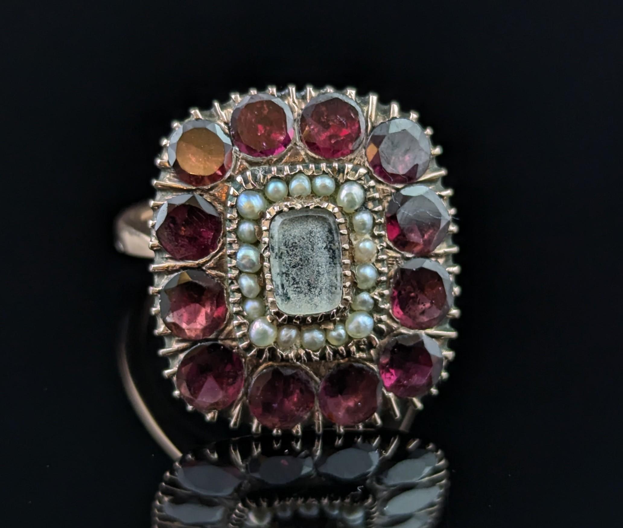 Antique Flat cut Garnet mourning ring, 9k Rose gold, Pearl In Good Condition In NEWARK, GB