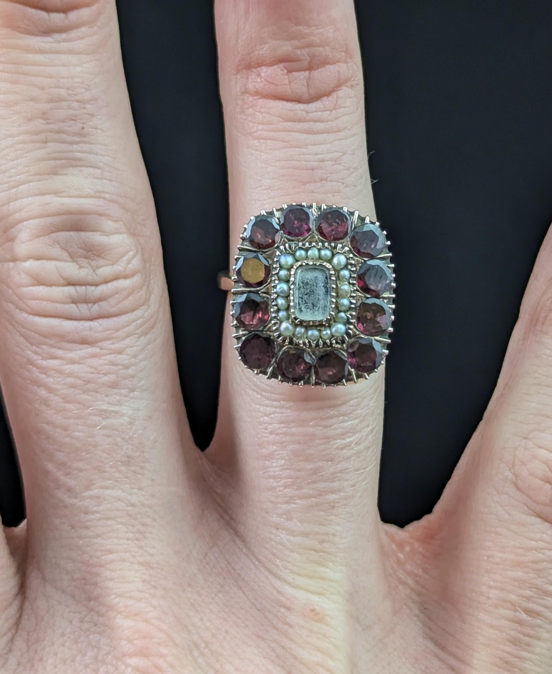Women's Antique Flat cut Garnet mourning ring, 9k Rose gold, Pearl